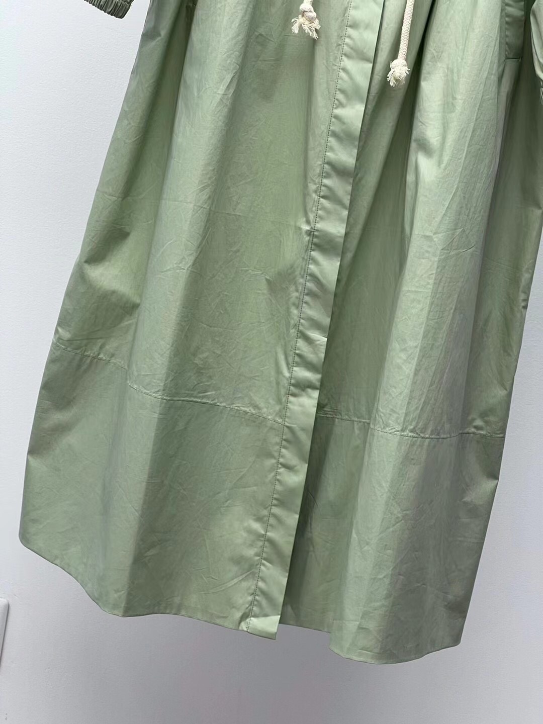 “JS Symbolism in P920 Long-Sleeve Female Suit by Gil Sande” - 图片 5