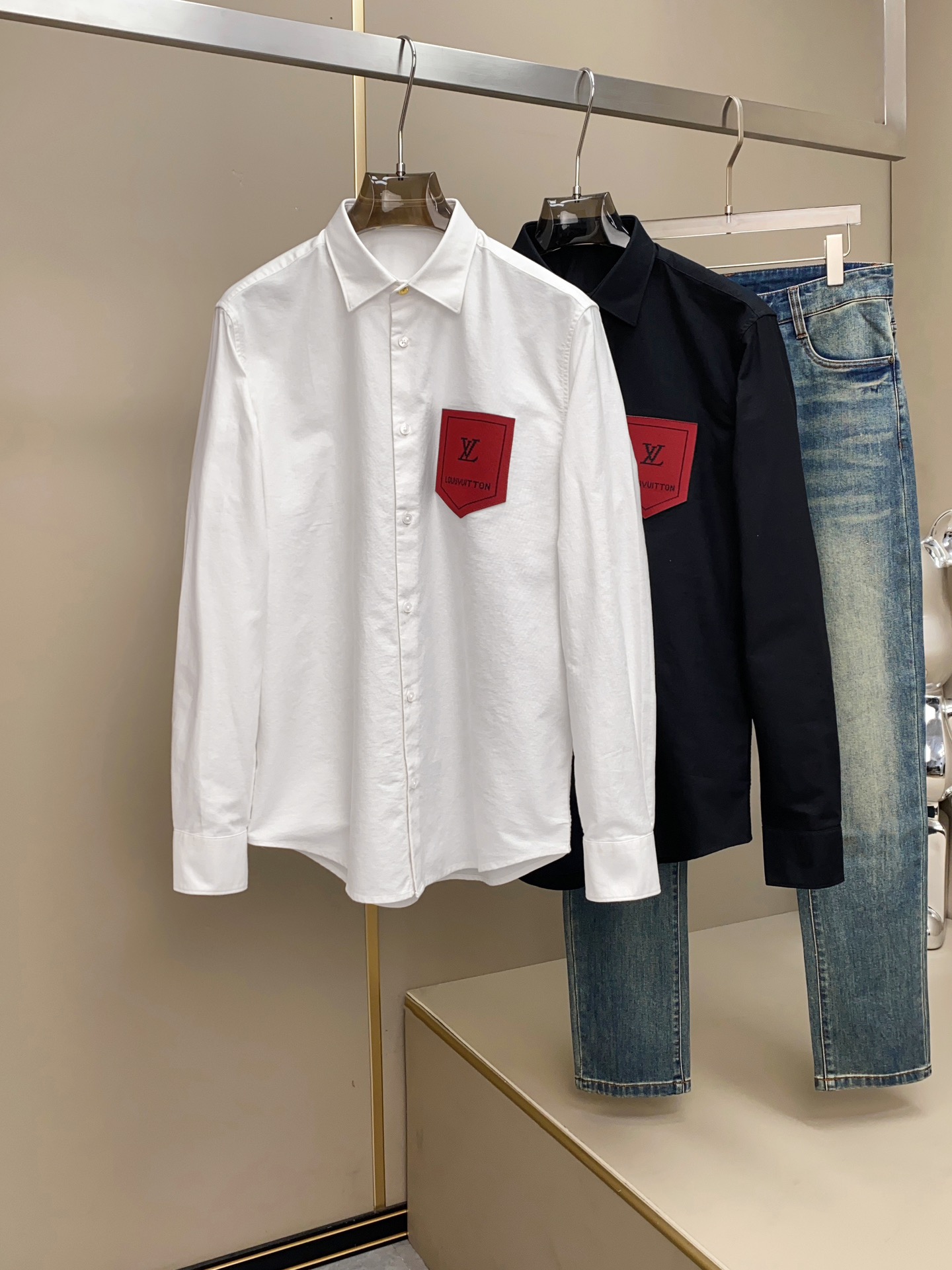 驴牌男女同款商务休闲牛津纺纯棉长袖衬衫，贸易公司渠道货，100%纯正血统，春夏新品，高端意大利原厂出品，