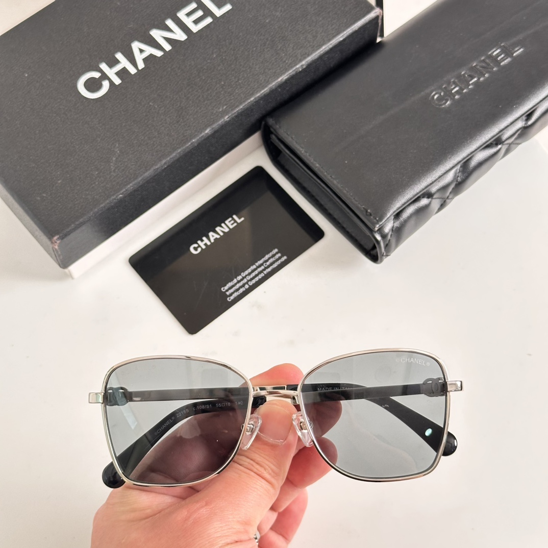- CHANE* MODELO: 2218S TALLA: 55口18-142 🉐105