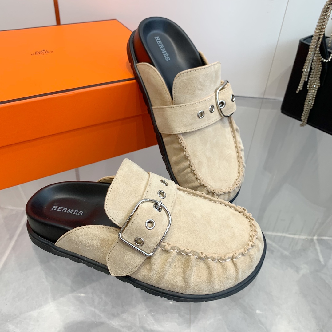 Hermès Teddy Wool H-Shaped Slippers - Trendy, Warm, and Comfortable 2 i1741876993 1812 6