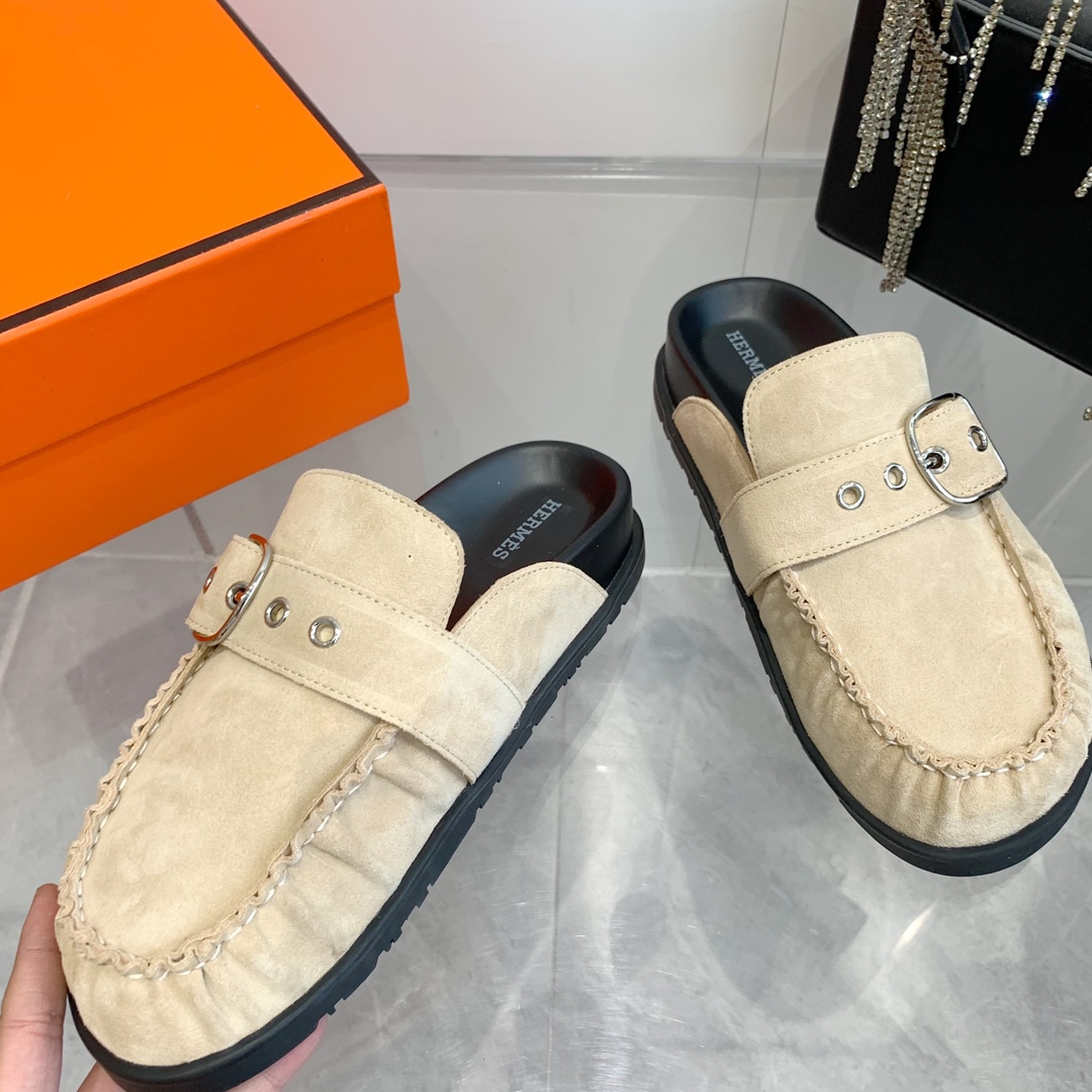 Hermès Teddy Wool H-Shaped Slippers - Trendy, Warm, and Comfortable 6 i1741876993 6891 3