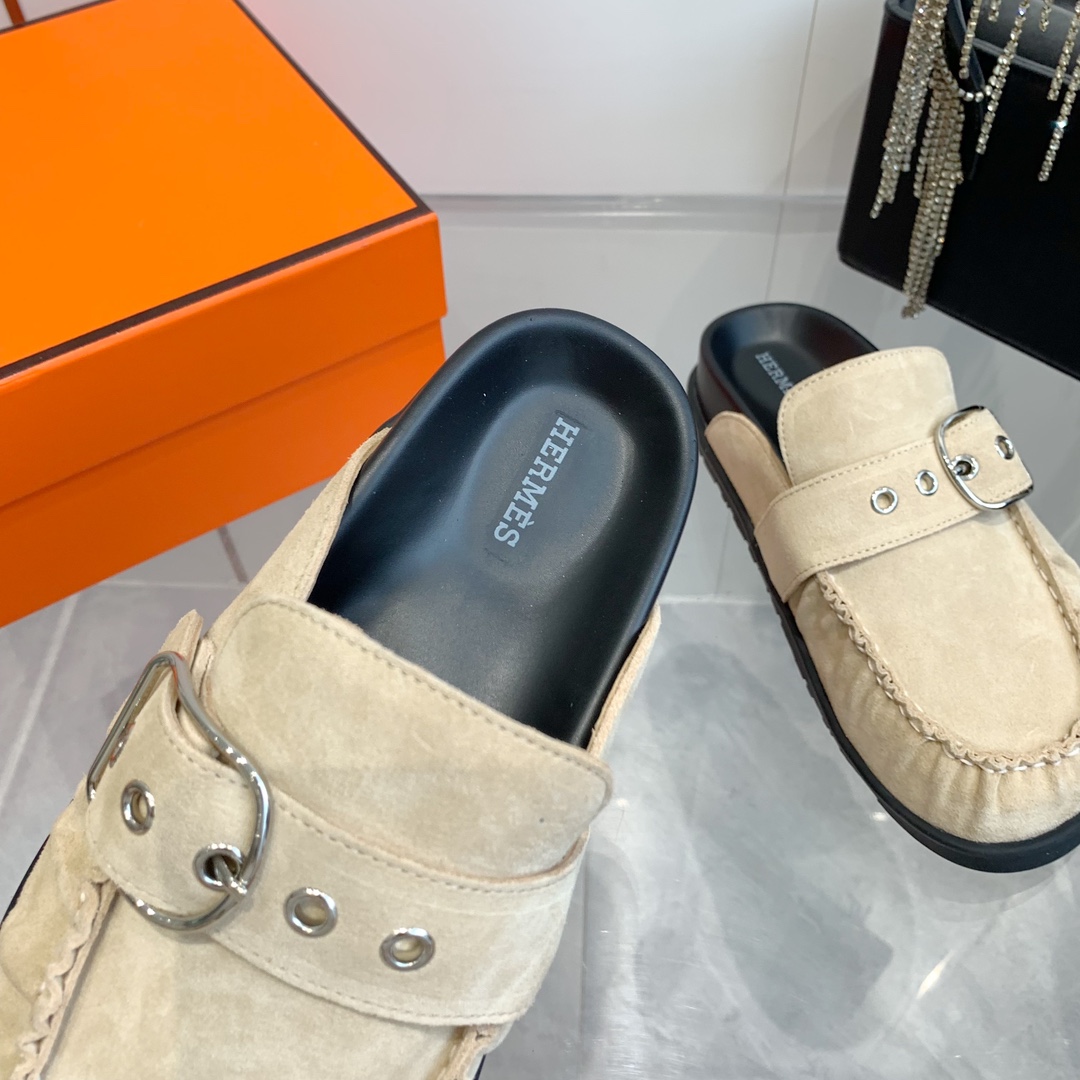 Hermès Teddy Wool H-Shaped Slippers - Trendy, Warm, and Comfortable 7 i1741876993 6981 4