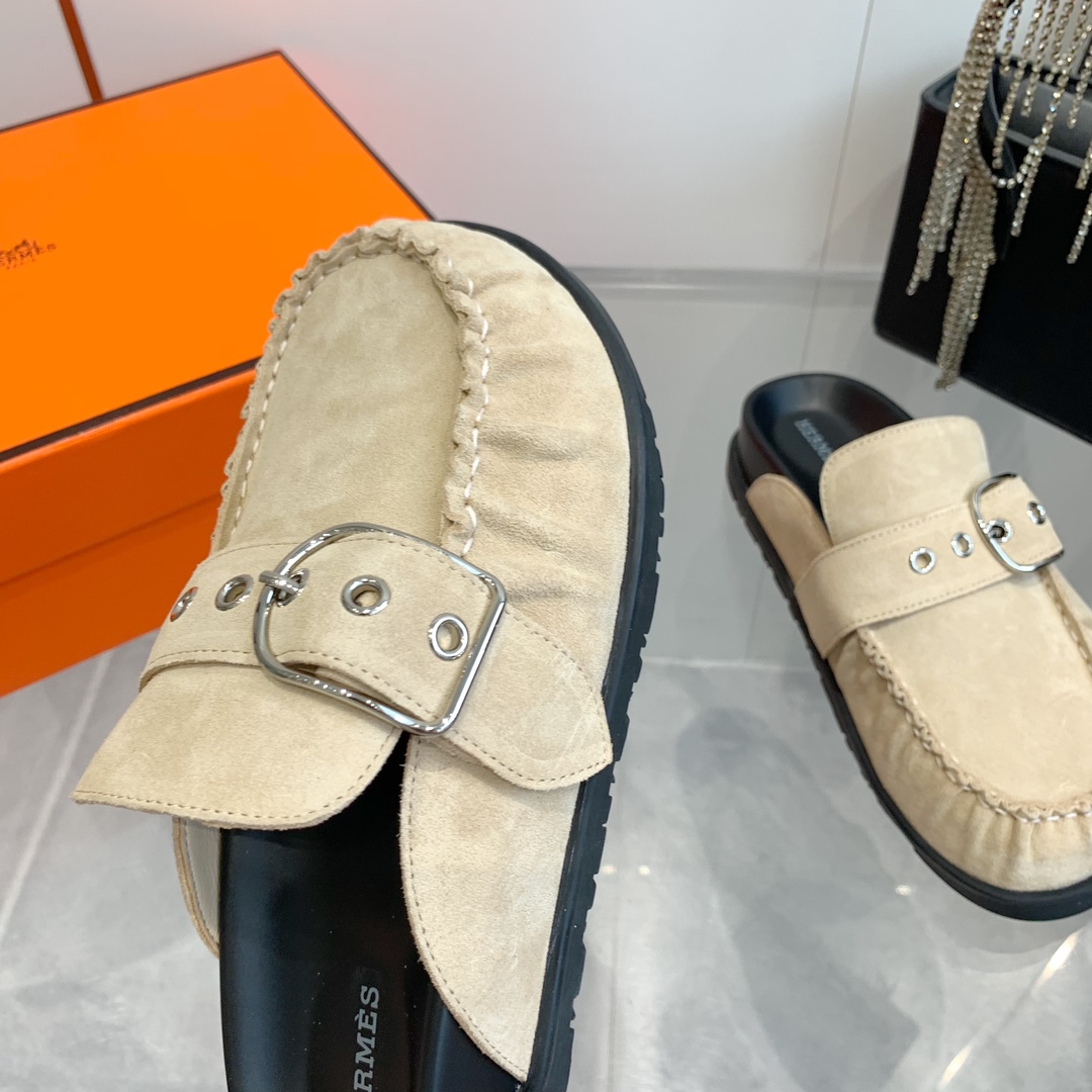 Hermès Teddy Wool H-Shaped Slippers - Trendy, Warm, and Comfortable 8 i1741876993 7683 5