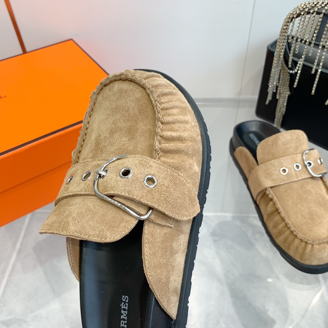 Hermès Teddy Wool H Slippers: Cozy, Fashionable, and Perfect for Fall/Winter 7 i1741877016 1751 4