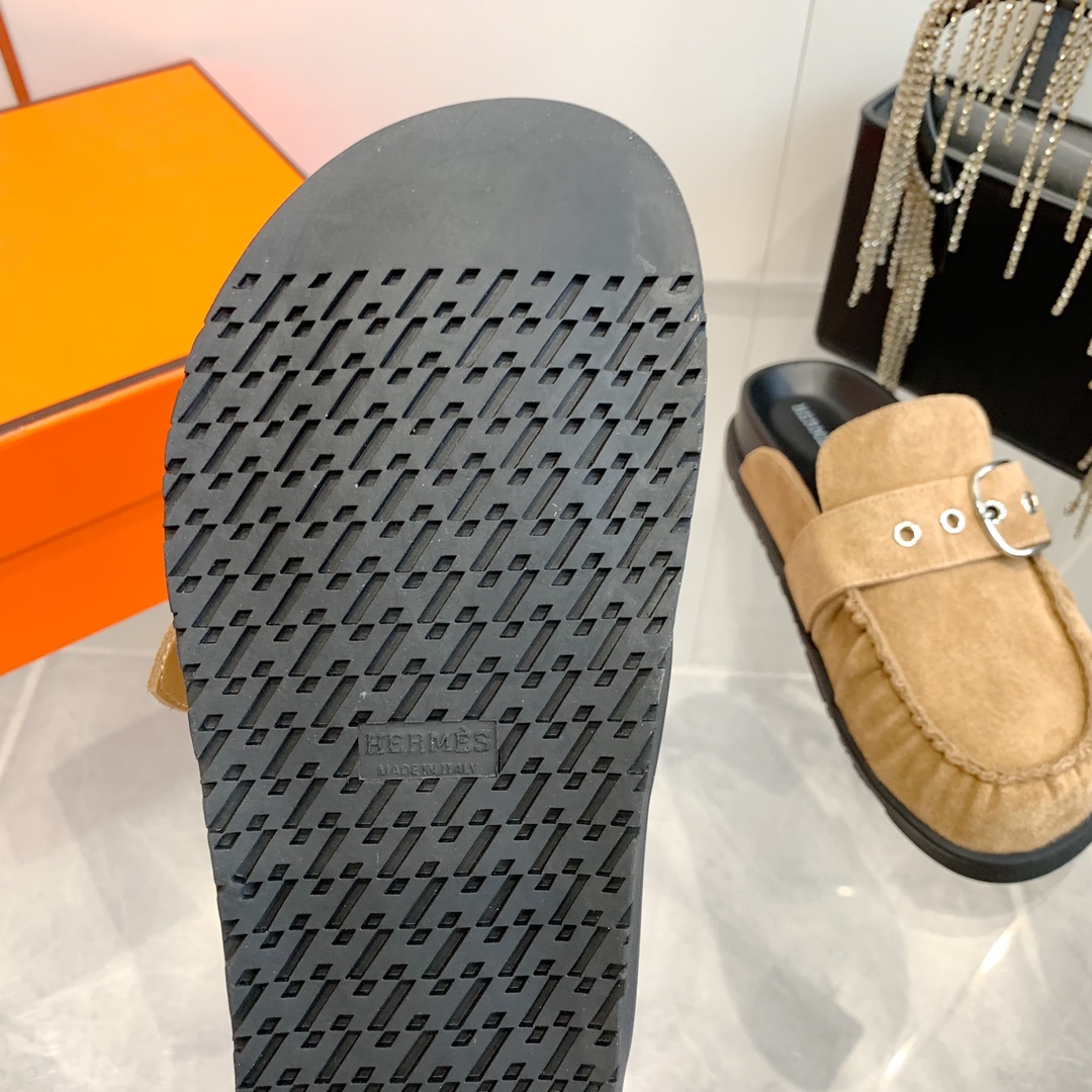 Hermès Teddy Wool H Slippers: Cozy, Fashionable, and Perfect for Fall/Winter 10 i1741877016 2904 8