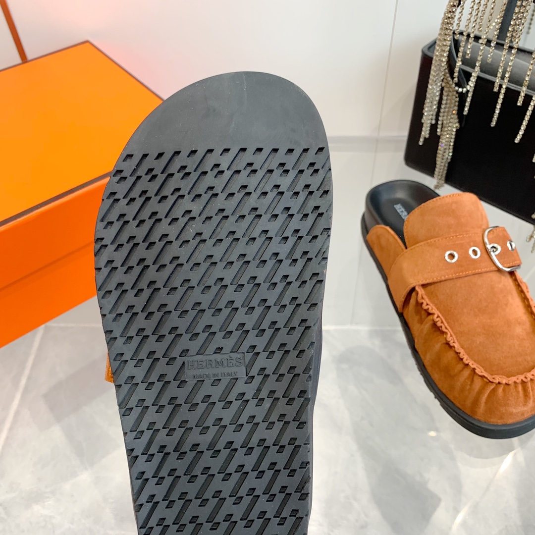 Hermès Suede Buckle Mules Cozy Wool Lined Slippers - Fashionable and Warm 10 i1741877153 5836 8