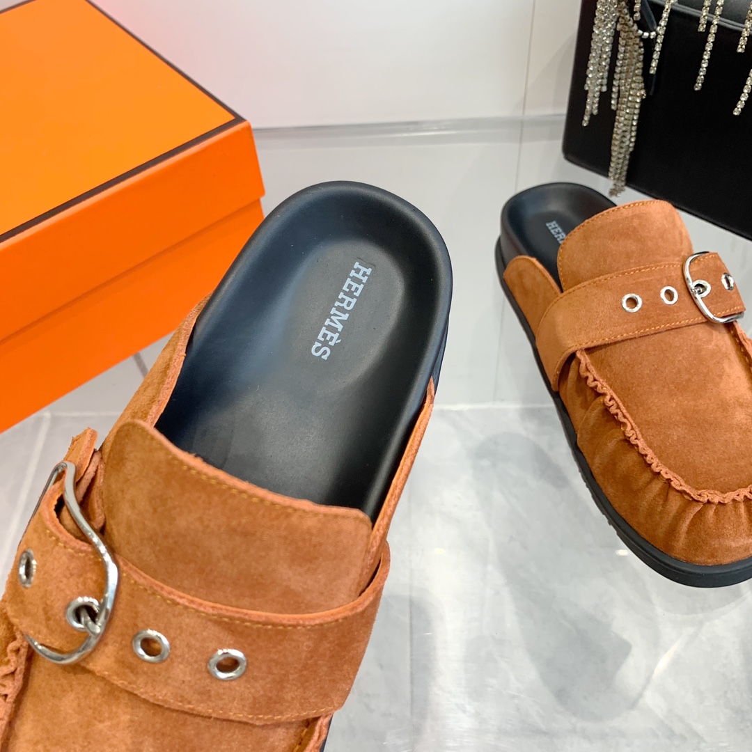 Hermès Suede Buckle Mules Cozy Wool Lined Slippers - Fashionable and Warm 7 i1741877153 7680 4