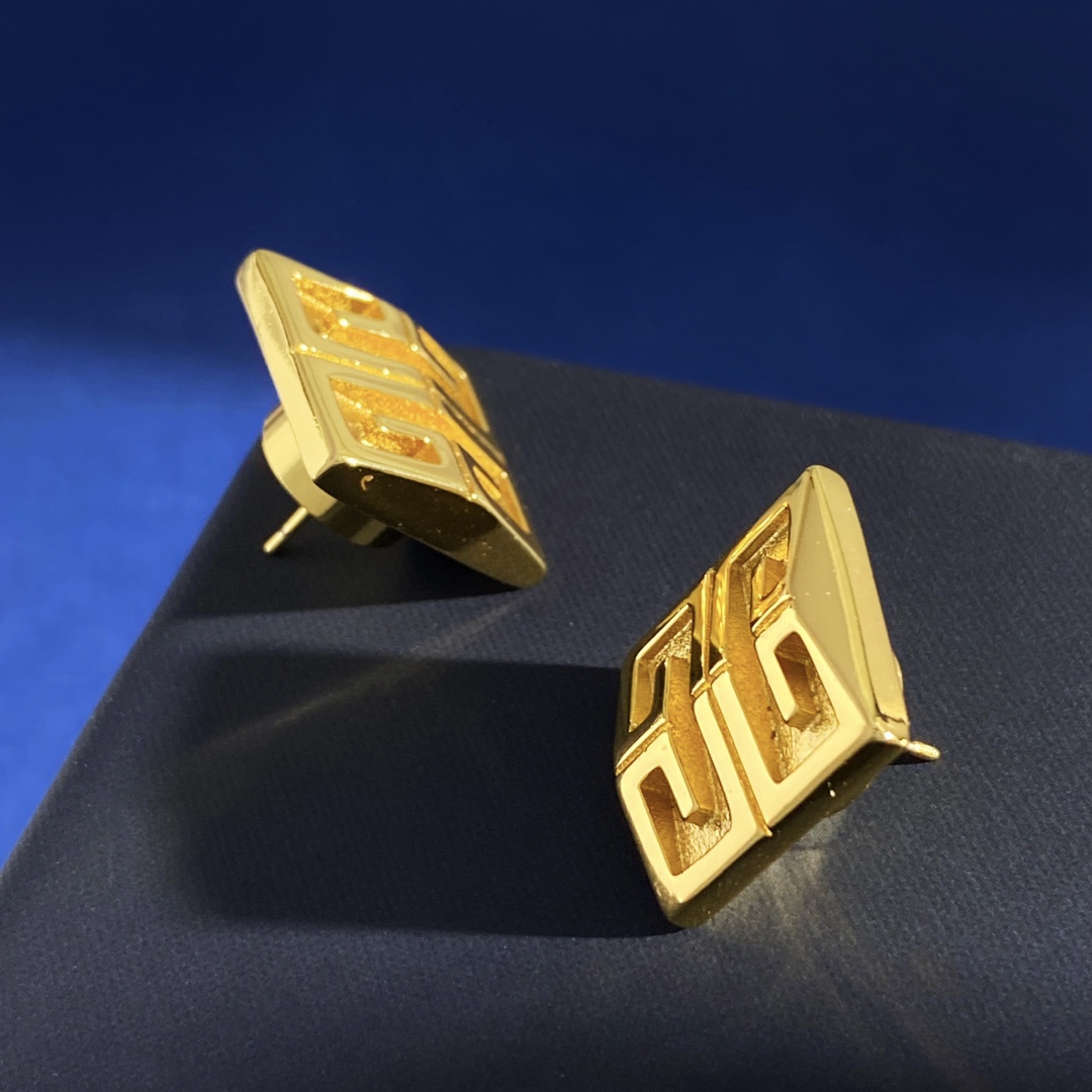 GV94 p216 GIVENCHY, GIVANCHY, O.U.S. Fashion, photometrical nails, brass materials, 18k gold, two colors: silver, gold - 图片 4