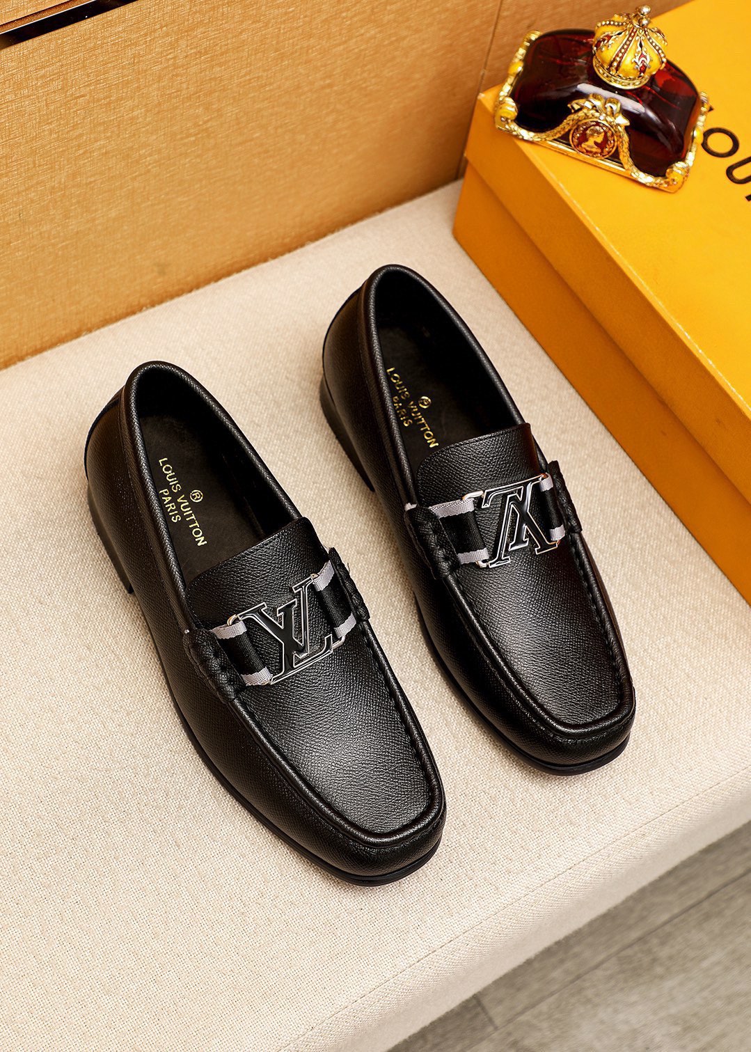 NO:273619,Product trademark LOUIS VUITTON 