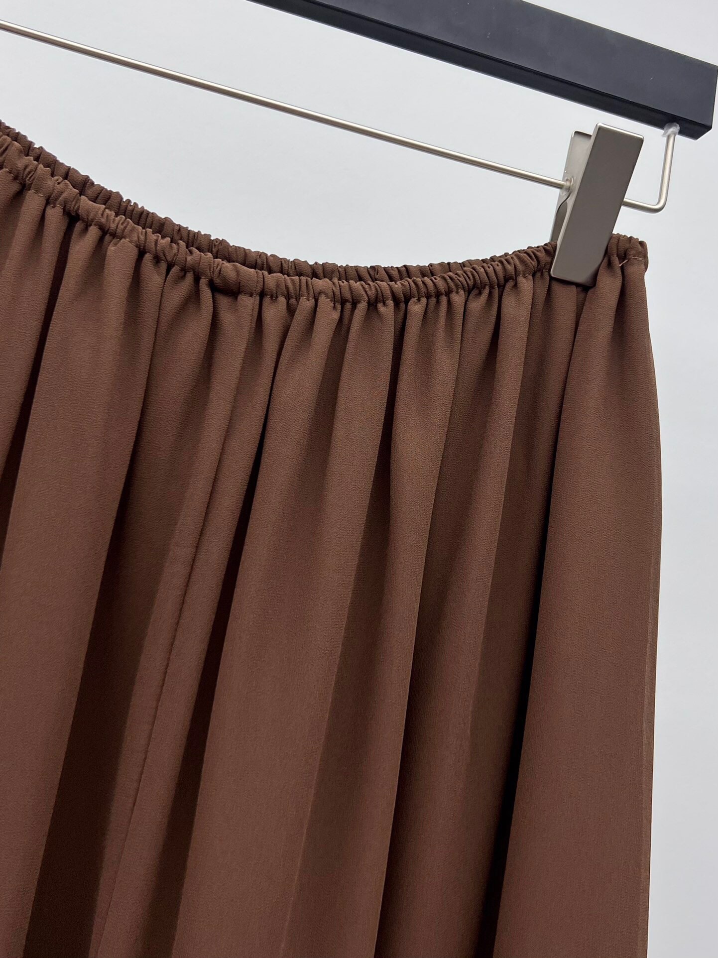 Saint Laurent Silk Dress Set: Elegant One-Size-Fits-All Goddess Outfit - 图片 7