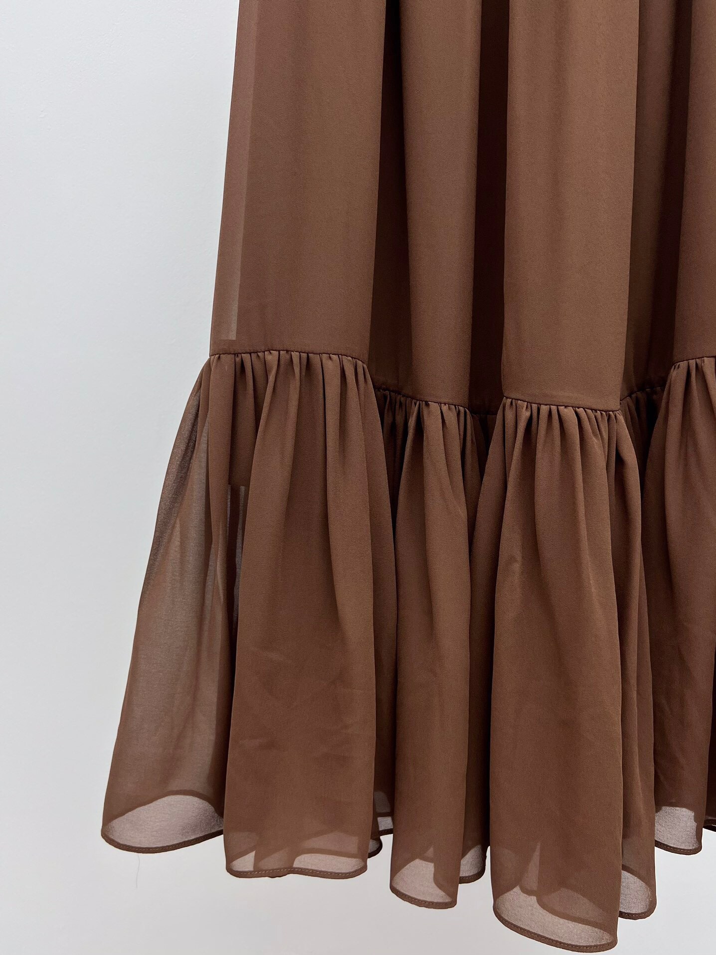 Saint Laurent Silk Dress Set: Elegant One-Size-Fits-All Goddess Outfit - 图片 8