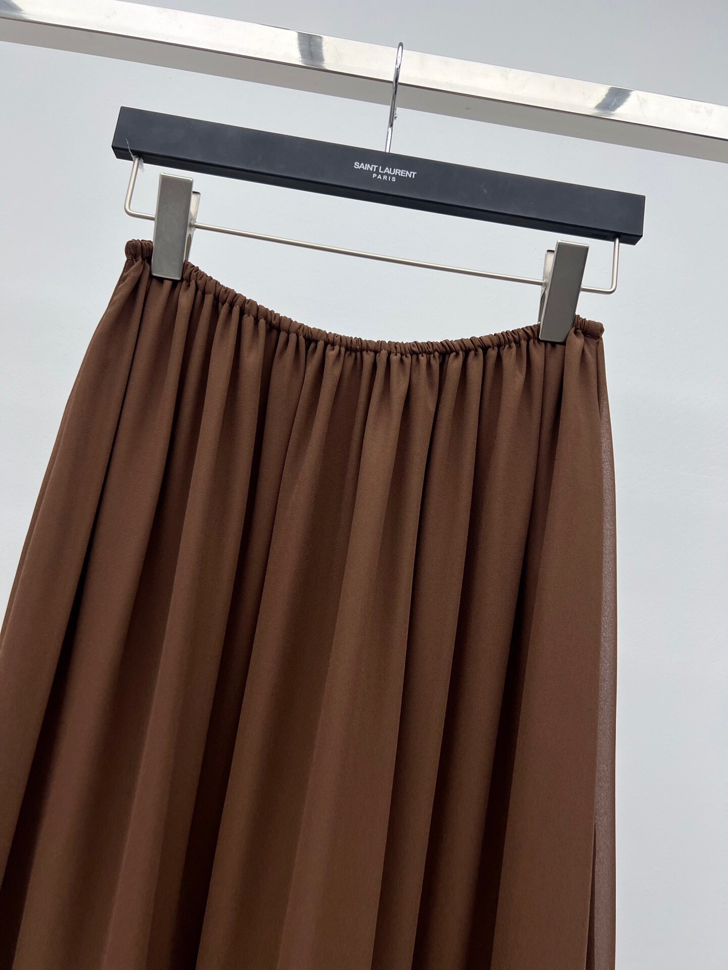 Saint Laurent Silk Dress Set: Elegant One-Size-Fits-All Goddess Outfit - 图片 3