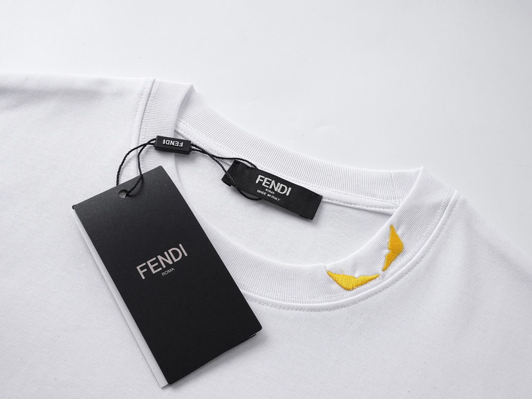 芬迪/Fendi 夏季新款 领口恶魔眼睛刺绣休闲圆领短袖T恤