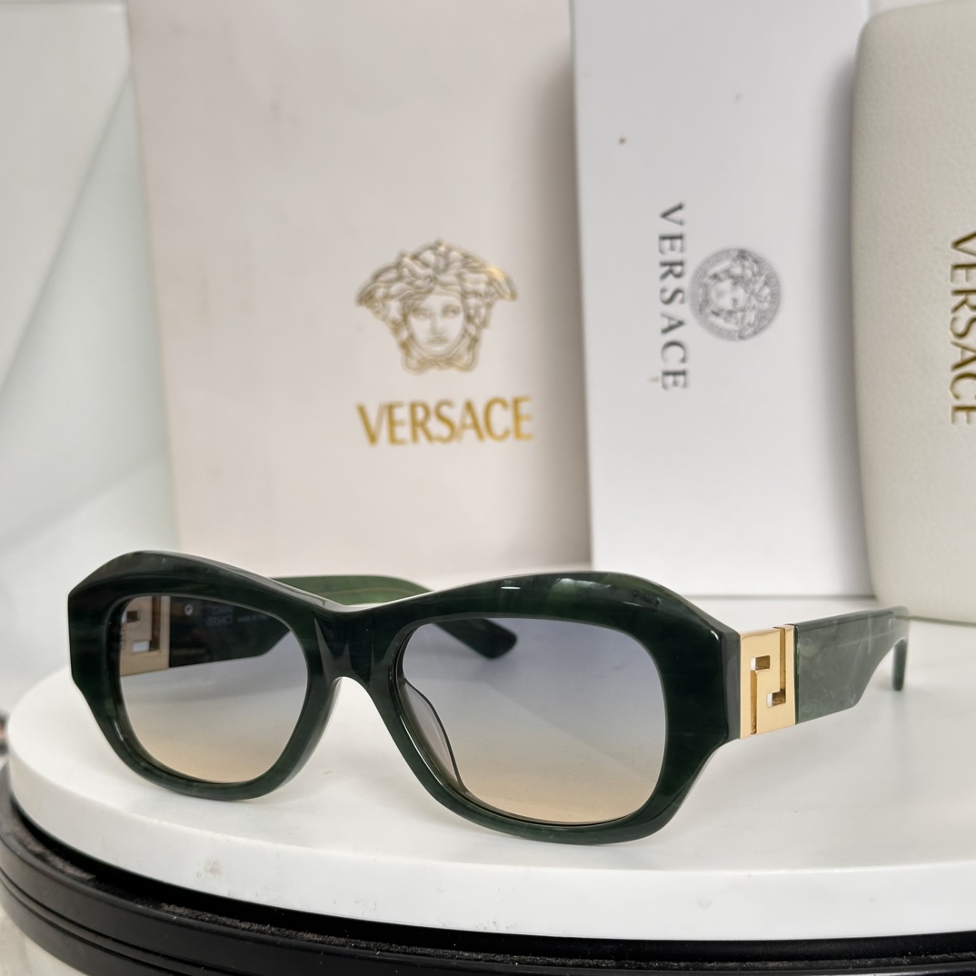    ‼️VERSACE
MOD：VET75
Size：53口19 145