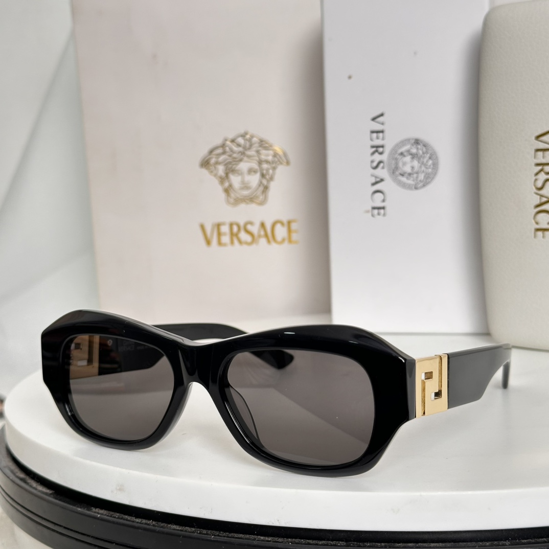    ‼️VERSACE
MOD：VET75
Size：53口19 145
