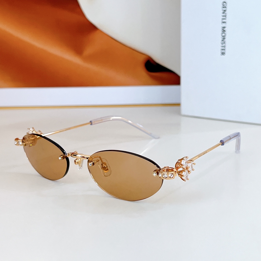  GENTLE MONSTE*
MODELOrora
SIZE：55口20-151
🔝🔝