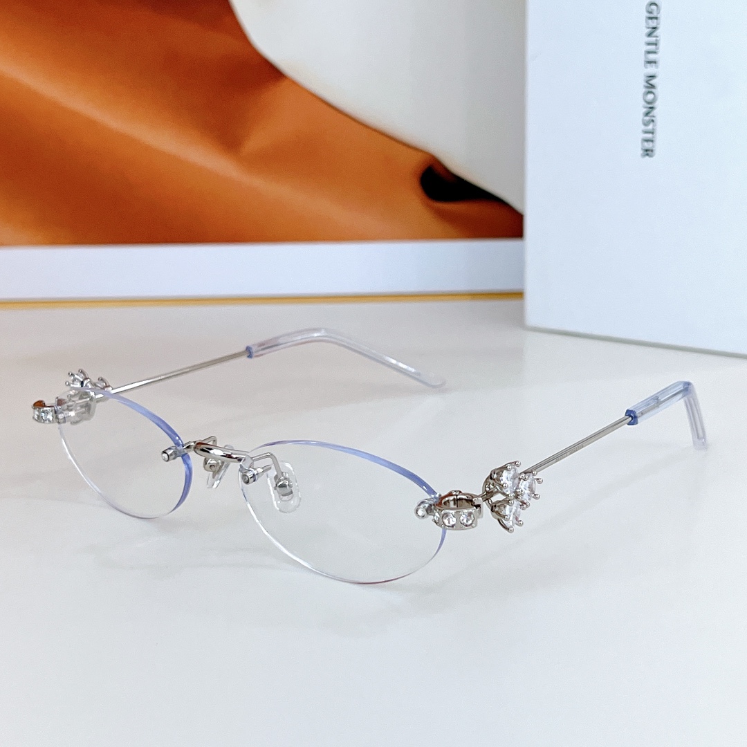  GENTLE MONSTE*
MODELOrora
SIZE：55口20-151
🔝🔝