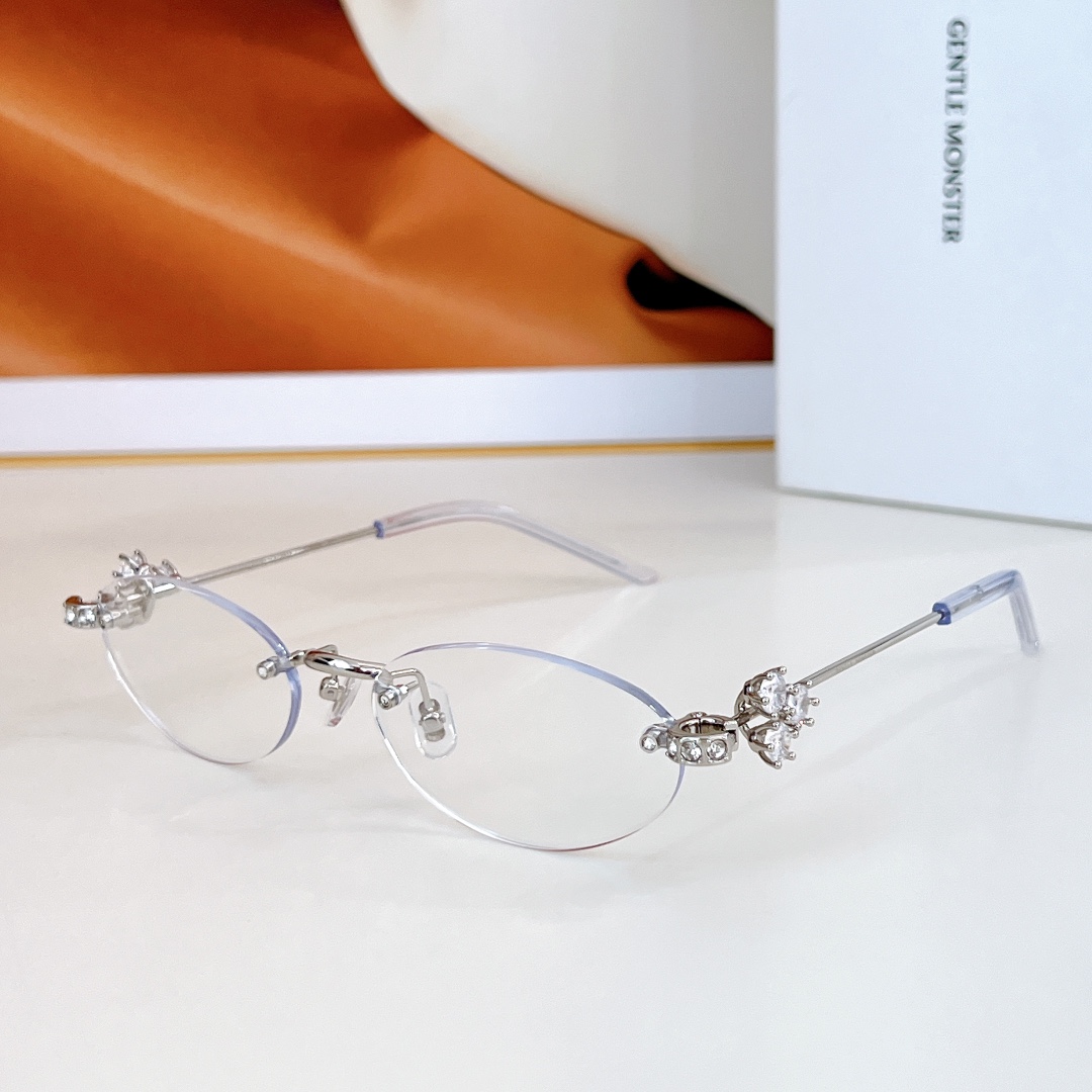  GENTLE MONSTE*
MODELOrora
SIZE：55口20-151
🔝🔝