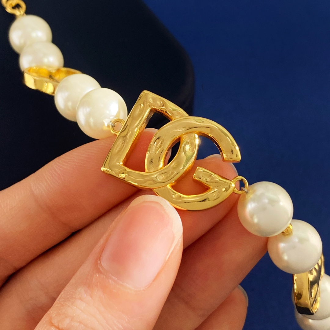DG94 p133 D.G. Dugarbena, O.K., the D.G., the heart-shaped pearl bracelet, brass material, gold - 图片 6