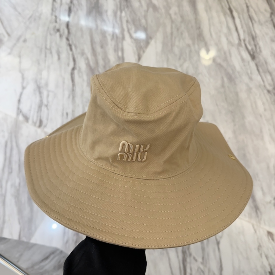 NO:224854,miumiu Embroidered fisherman's hat, very easy to match, buy it now!  Hat Straw Hat Fisherman Hat Baseball Hat Knitted Hats, Hats, Miumiu, espadrilles, hats19860909miumiu 缪缪 刺绣渔夫帽,超好搭配,赶紧入手！帽子草帽渔夫帽棒球帽针织帽,帽子,miumiu,espadrilles,hats,hat