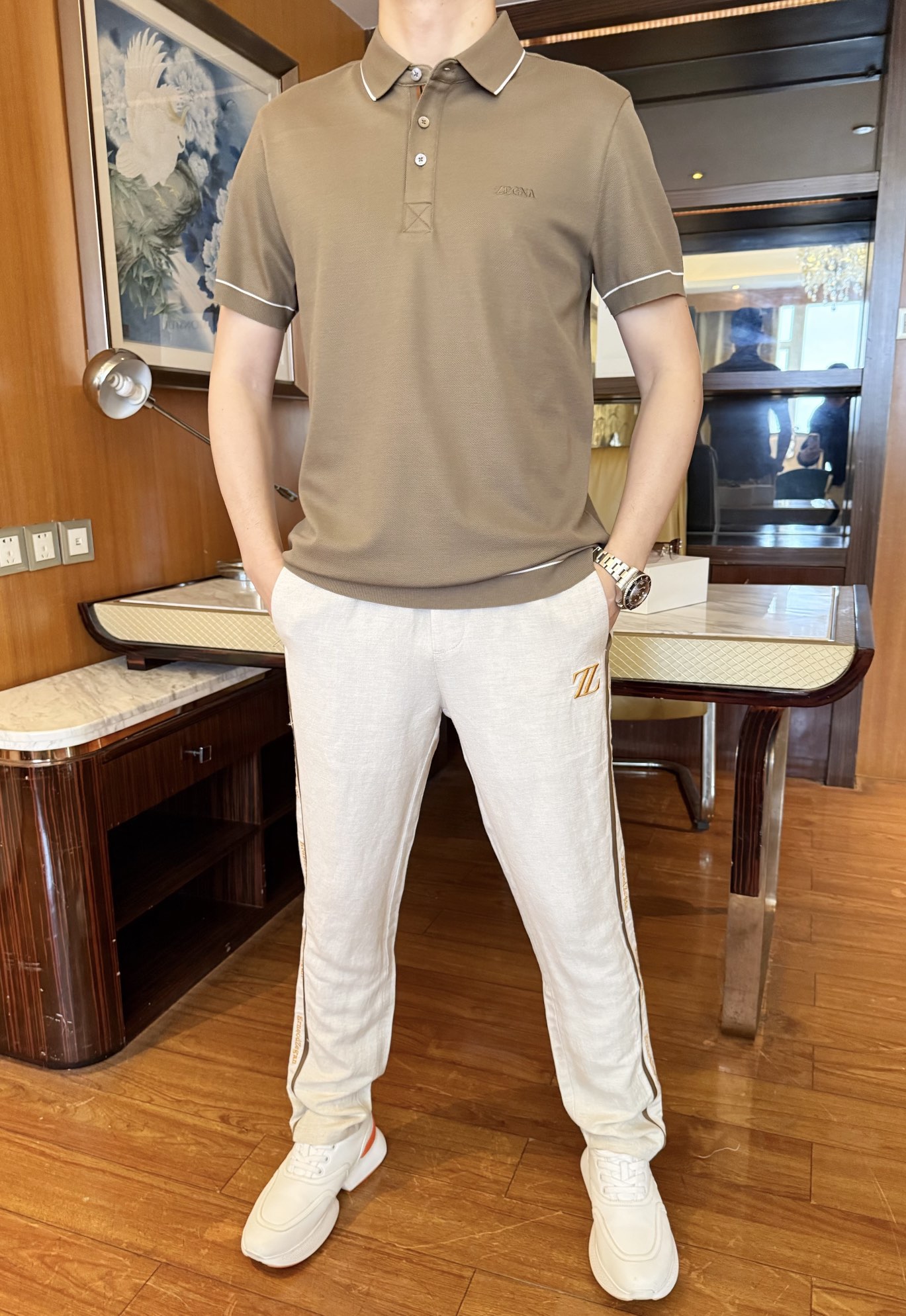 NO:129140,Jenia-2025 counter hot-selling Polo is shipped, and London counter hot-selling items!  Selected Italian imported mercerized cotton fabrics with simple and elegant designs, the latest brand embroidery on the chest reveals the style. You are definitely worthy of having them. Number 48-56 (with Hong Kong Lane Crawford Gift Box Packaging), zegna, alexander wang19860909杰尼亚-2025专柜爆款Polo出货 伦敦专柜热销单品！精选意大利进口丝光精棉面料搭配简约大方设计,胸前最新的品牌刺绣彰显格调 您绝对值得拥有.码数48-56（配香港连卡佛礼盒包装）,,zegna,alexander wang,Men's clothing