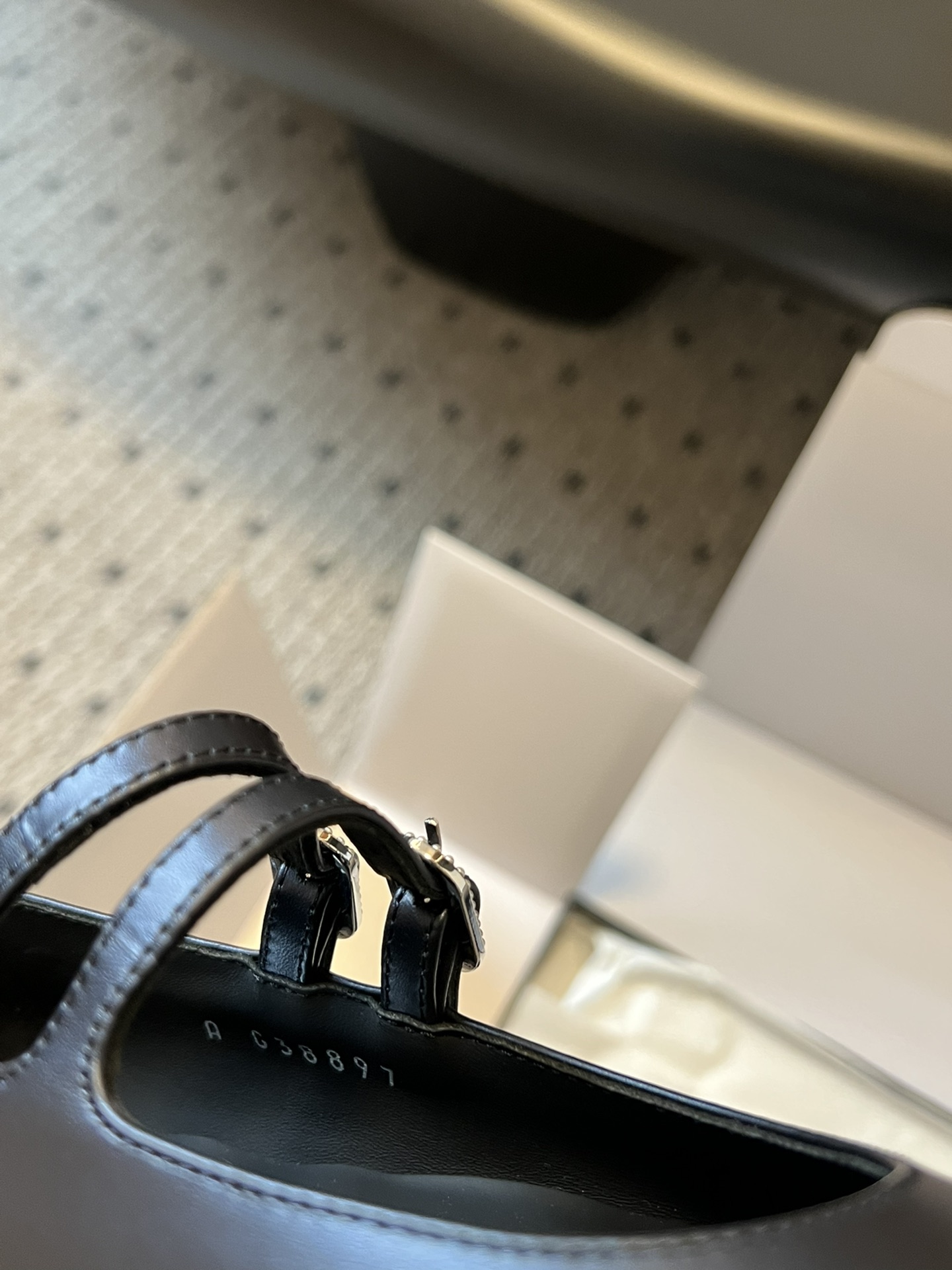 
莞产代购级 Chane* 小香米兰走秀款二带玛丽珍鞋 

超级性感的一双平底小单鞋 单穿配个小袜子都非