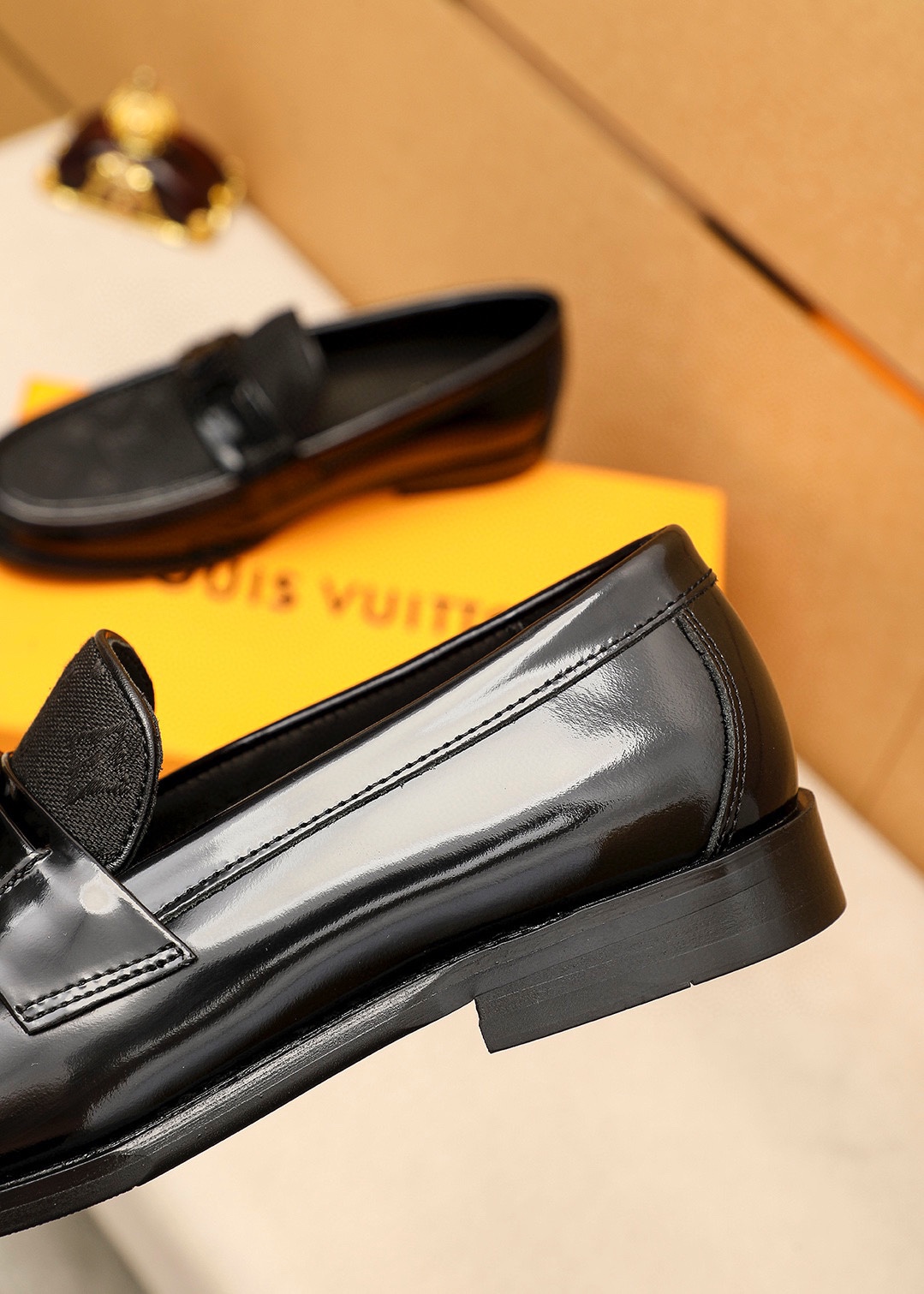 Louis Vuitton Men's Black Leather Loafers With LV Monogram - Size 38-44 9 i1742095129 1804 7