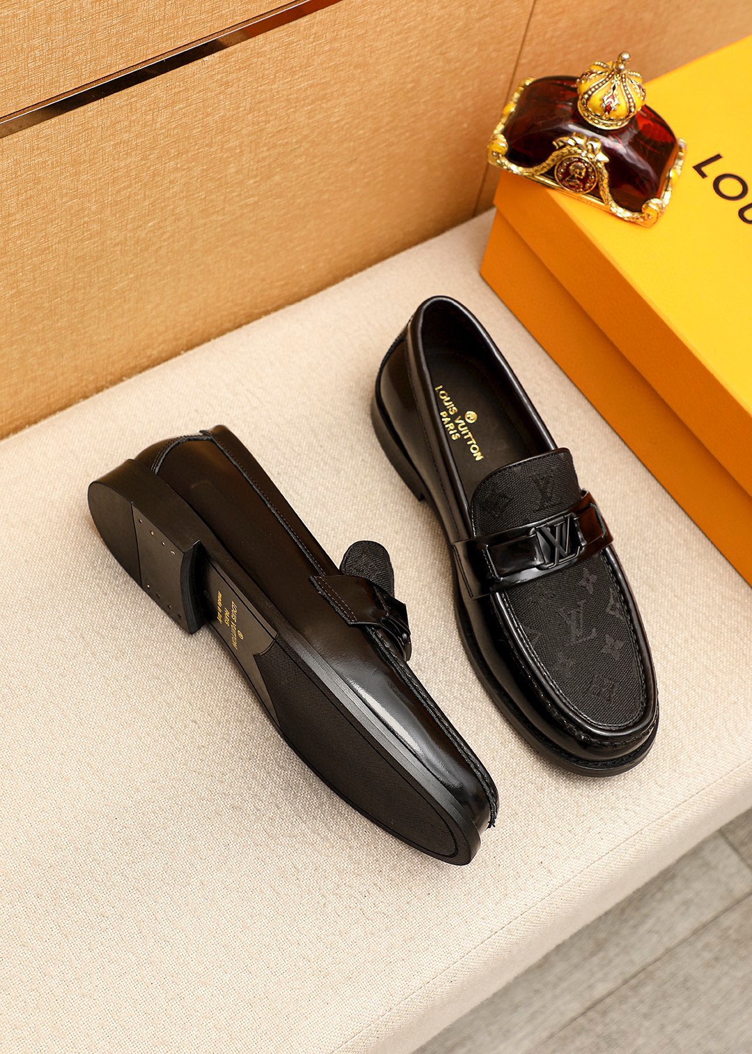 Louis Vuitton Men's Black Leather Loafers With LV Monogram - Size 38-44 3 i1742095129 3306 1