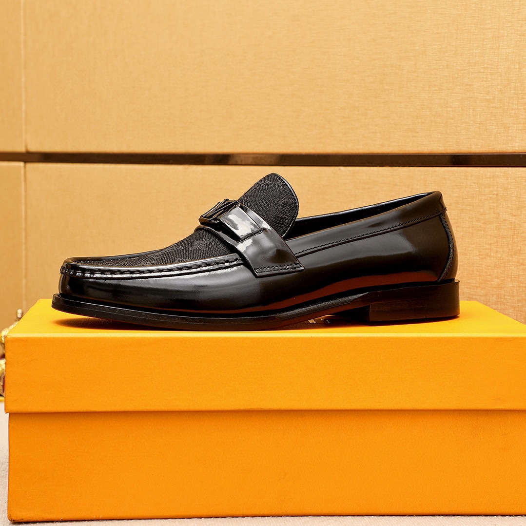 Louis Vuitton Men's Black Leather Loafers With LV Monogram - Size 38-44 5 i1742095129 4473 3