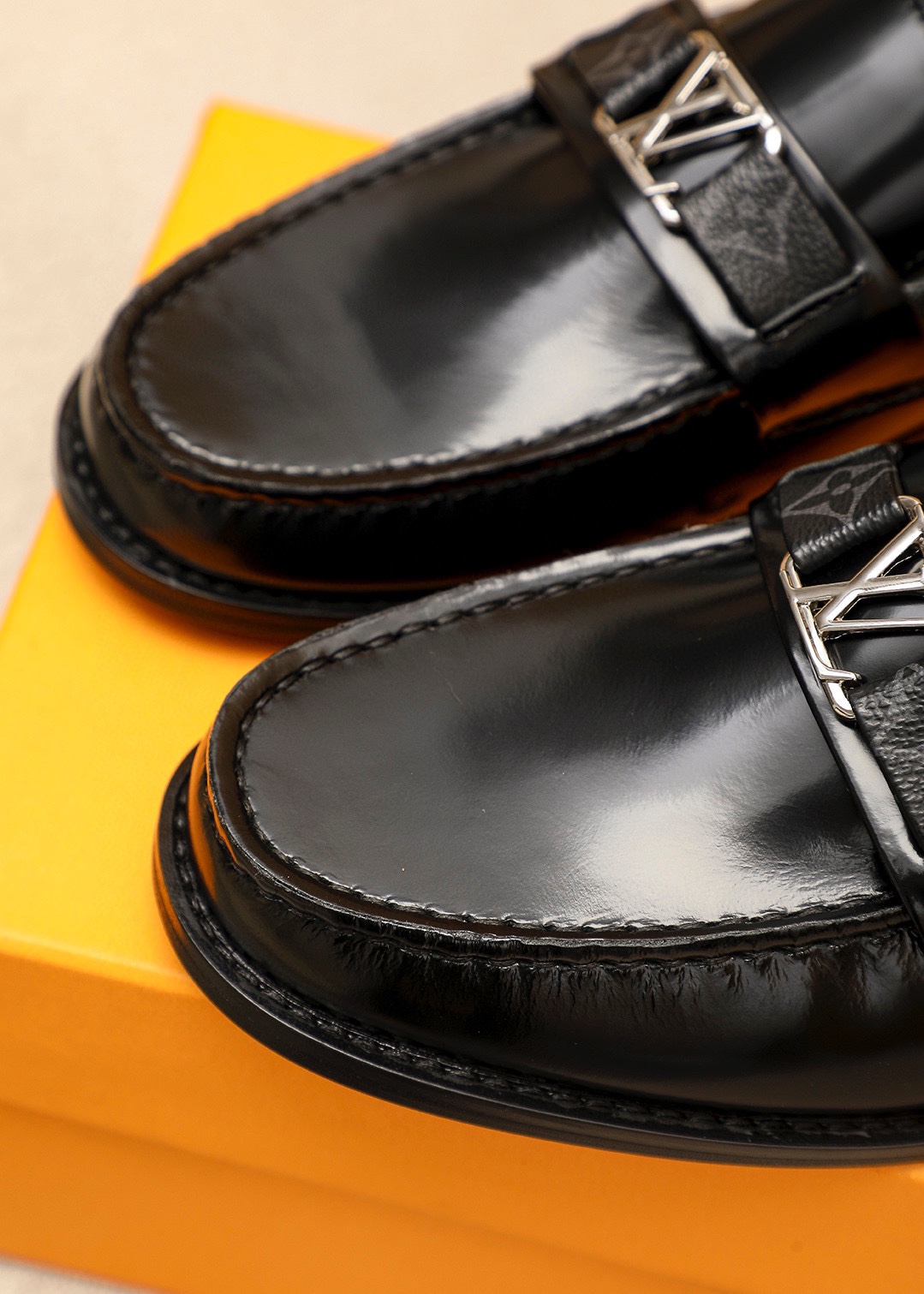 Louis Vuitton Men's Leather Loafers with Iconic LV Buckle - Sizes 38-44 7 i1742095386 3684 5