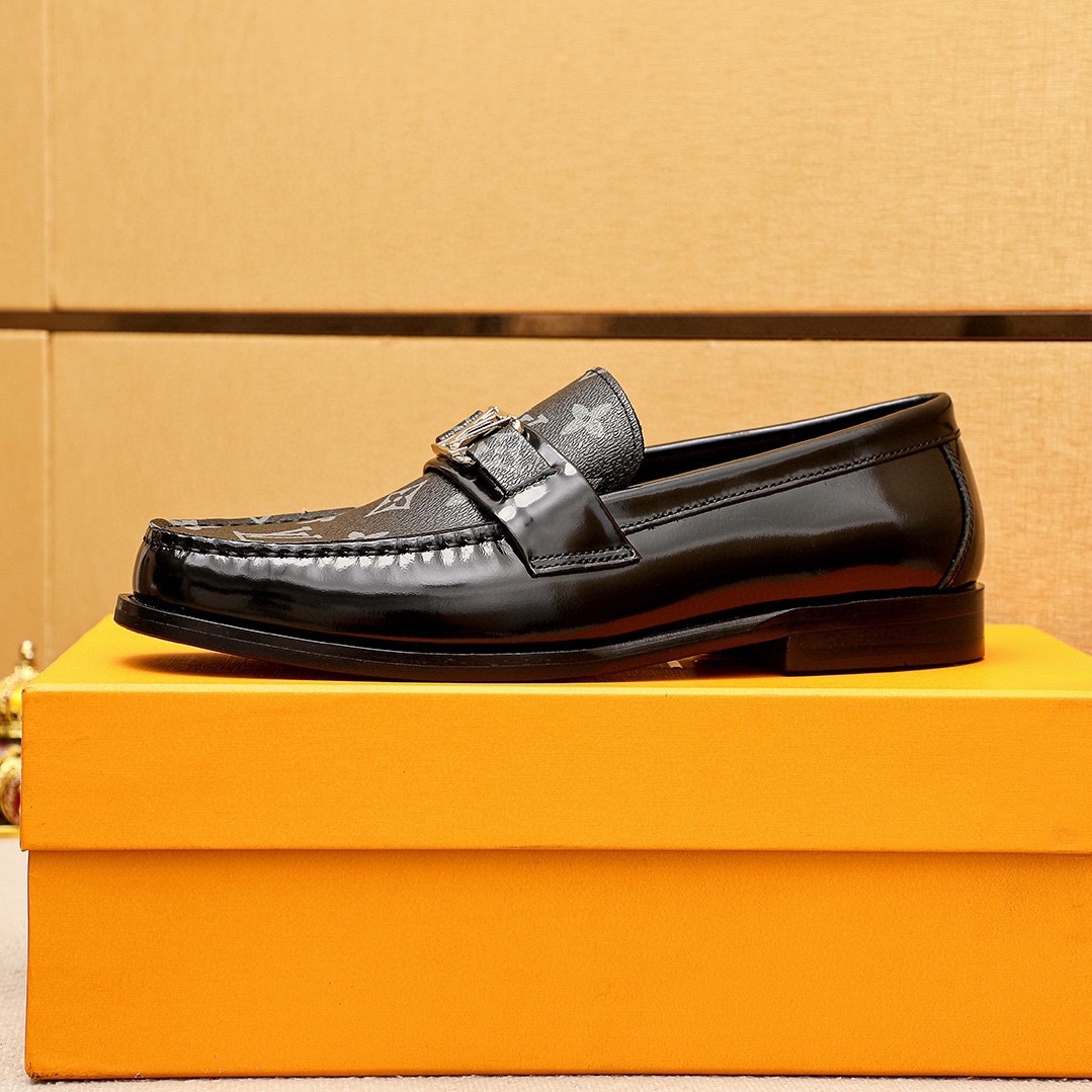 Louis Vuitton Men's Casual Leather Loafers | Iconic Monogram Design 6 i1742095423 6889 4