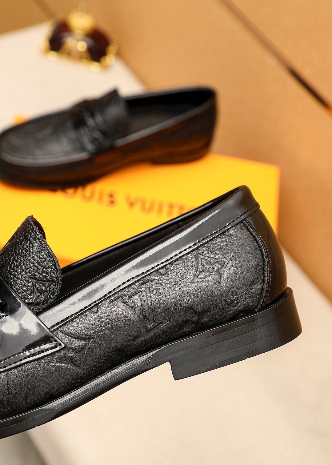 Louis Vuitton Men's Black Leather Loafers with Chain Detail Size 38-44 8 i1742095576 1694 6
