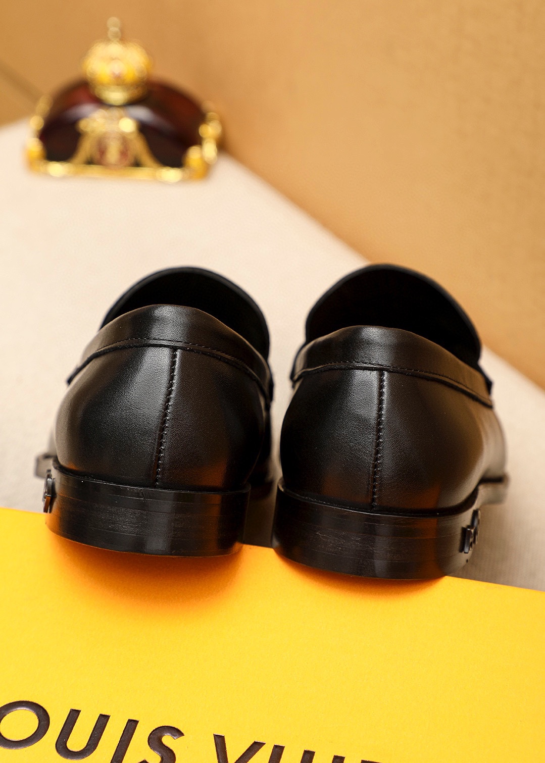 Louis Vuitton Men's Leather Loafers - Classic Style, Sizes 38-44 9 i1742095779 6911 7