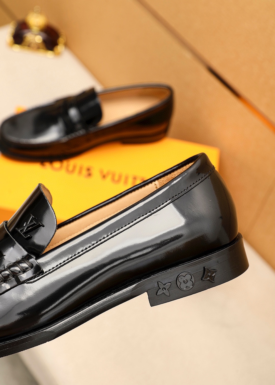 Louis Vuitton Leather Penny Loafers - Classic Style, Premium Comfort 8 i1742095870 7588 6