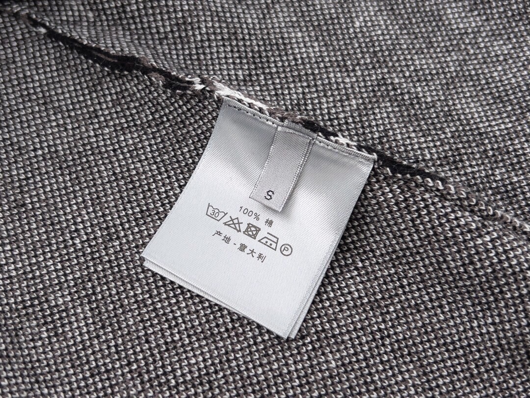 迪奥/Dior 春夏新款 满印字母提花针织短袖polo衫 采用黑色棉质提花面料精心制作