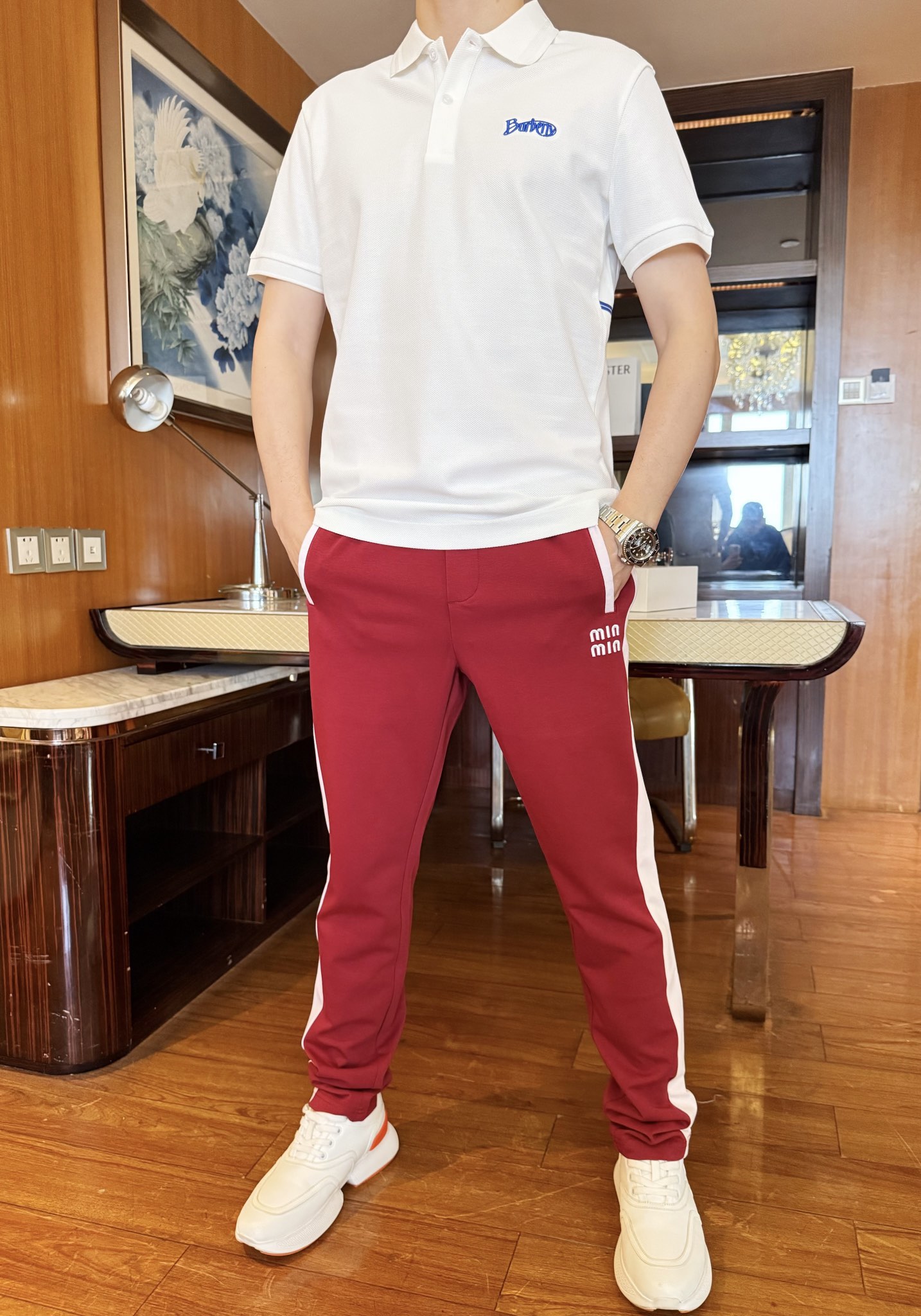 NO:129155,Mengkou-2025 counter latest hot-selling Polo, a London counter hot-selling product!  Selected Italian imported bead goblin cotton fabrics with the latest designs of the brand, the exquisite logo on the chest shows the style and upper body effect visible. The number of codes is 48-56 (model 173/130 wears 48, with Hong Kong Lane Crawford gift box packaging), Moncler, alexander wang19860909蒙口-2025专柜最新爆款Polo出货 伦敦专柜热销单品！精选意大利进口珠地精棉面料搭配品牌最新的设计,胸前的精致标志彰显格调上身效果看得见.码数48-56（模特173/130穿48,配香港连卡佛礼盒包装）,,Moncler,alexander wang,Men's clothing