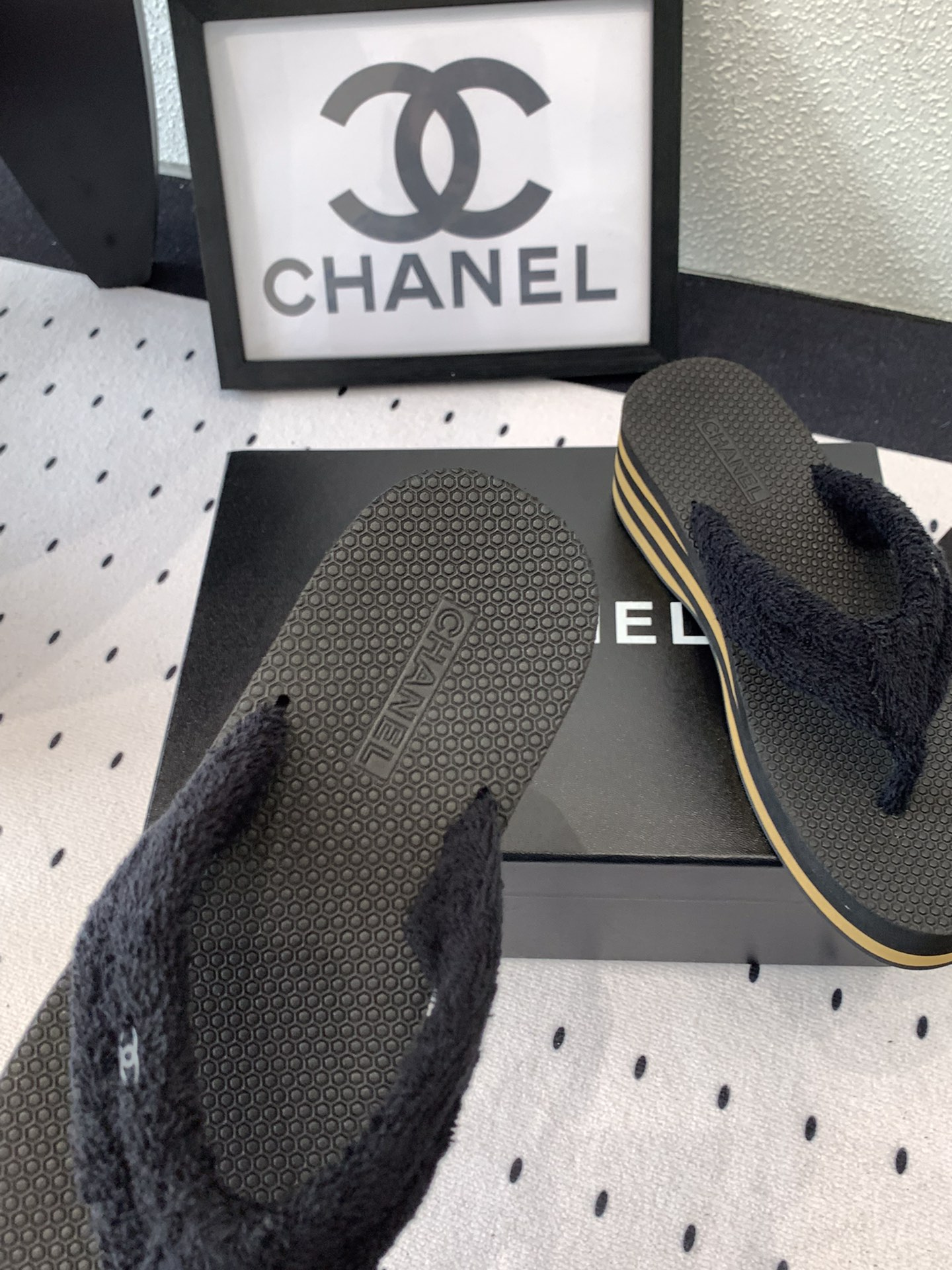 Chanel Chanel早春新款夹趾人字拖鞋