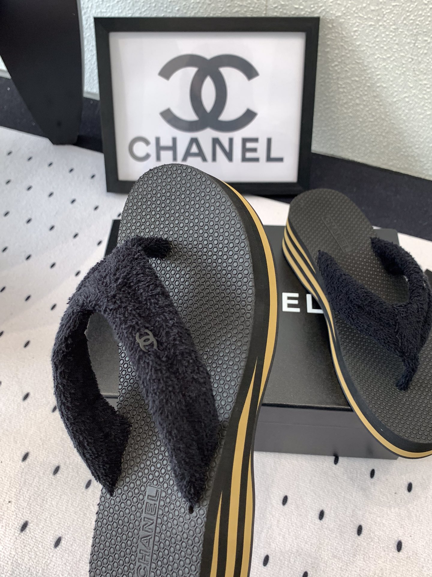 Chanel Chanel早春新款夹趾人字拖鞋
