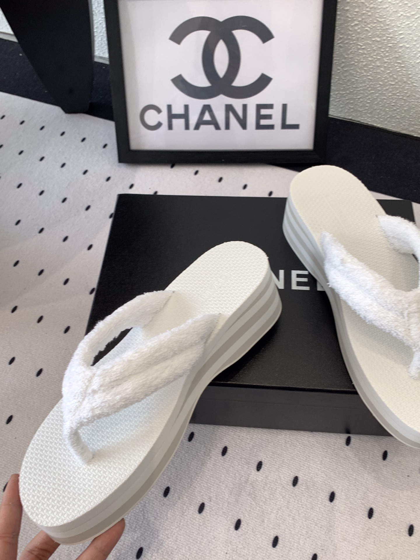 Chanel Chanel早春新款夹趾人字拖鞋