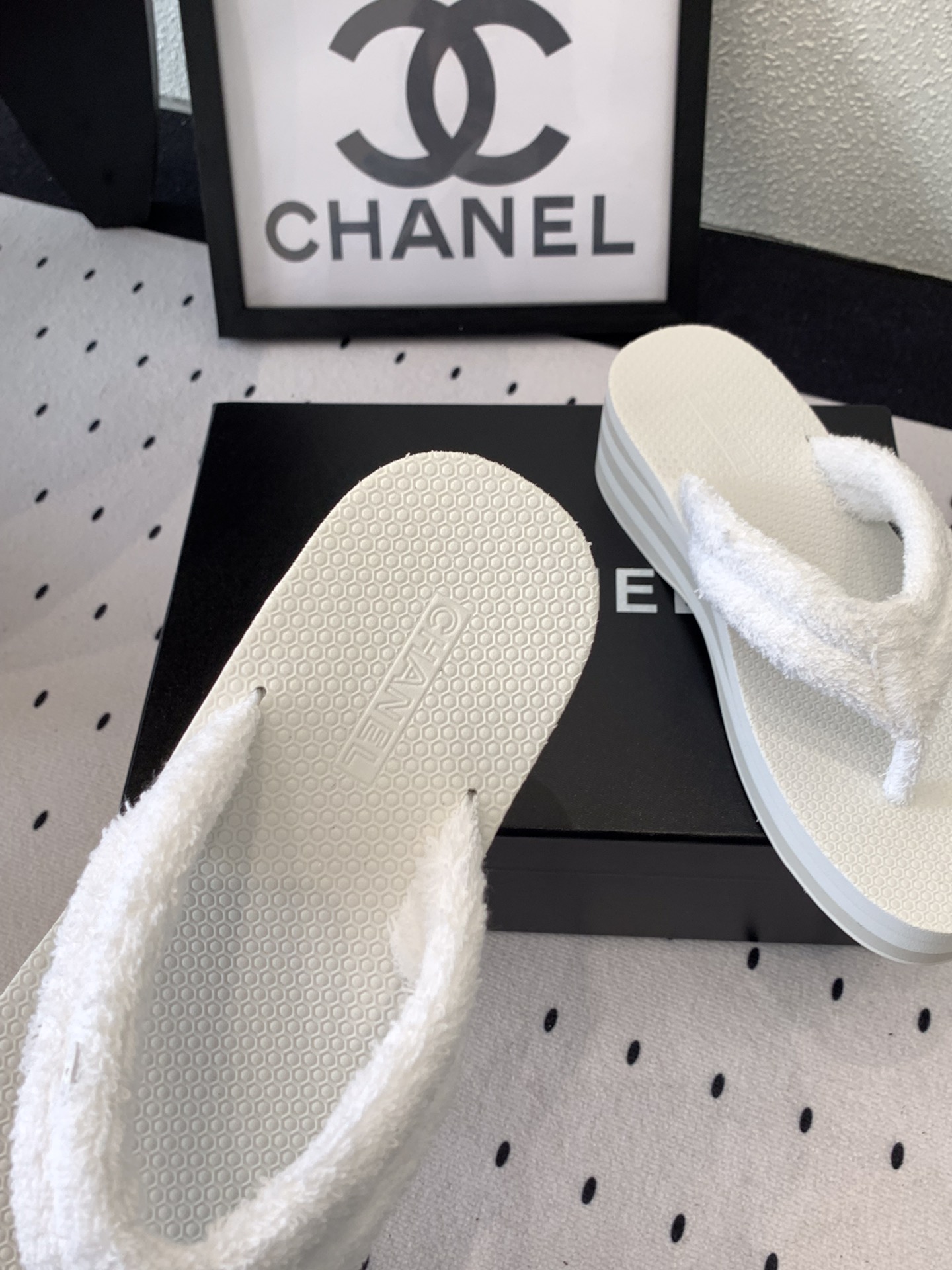 Chanel Chanel早春新款夹趾人字拖鞋