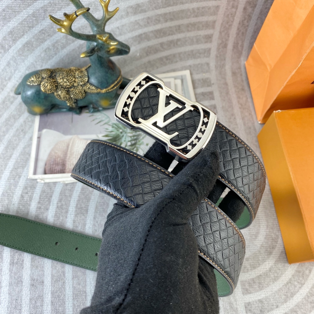 LV💕 特种皮腰带系列 ，原厂五金精品不锈钢扣，手感柔软舒适 宽3.8CM。