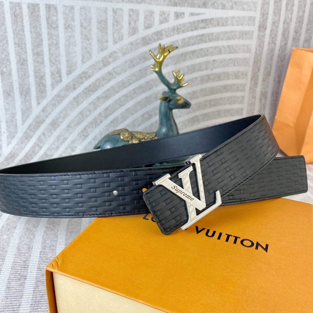 LV💕 特种皮腰带系列 ，原厂五金精品不锈钢扣，手感柔软舒适 宽3.8CM。