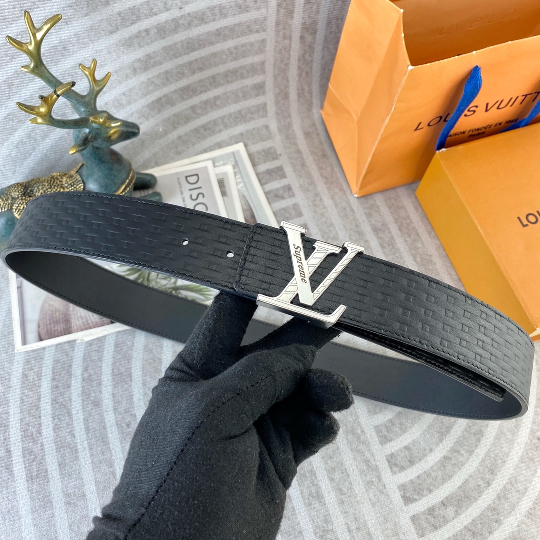 LV💕 特种皮腰带系列 ,原厂五金精品不锈钢扣,手感柔软舒适 宽3.8CM。 LV💕 特种皮腰带系列 ,原厂五金精品不锈钢扣,手感柔软舒适 宽3.8CM。