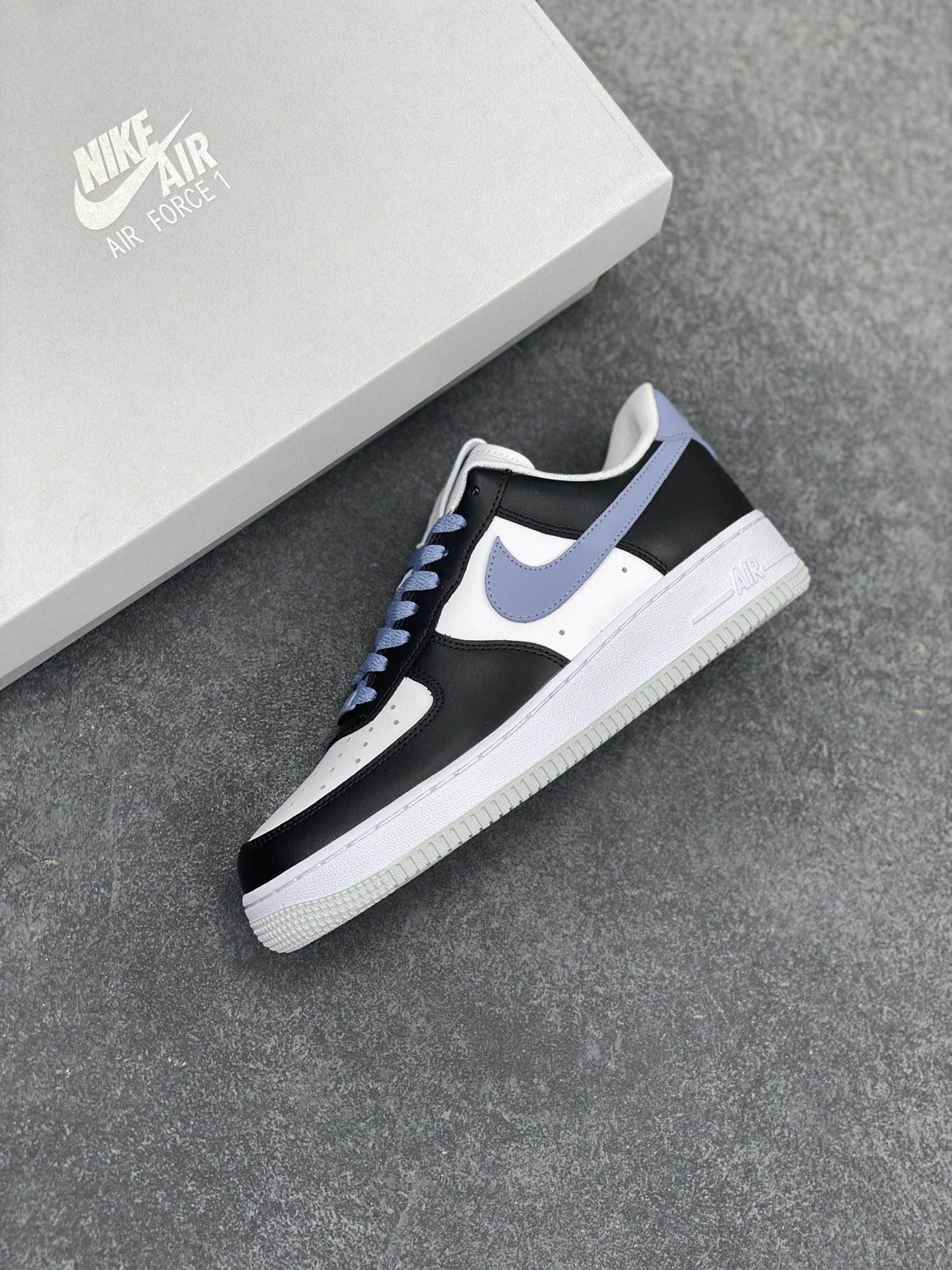 图片[7]-福利特价 Nike Air Force 1 Low 白黑灰 空军一号低帮运动休闲板鞋 原楦头原纸板 打造纯正空军版型#专注外贸渠道 全掌内置蜂窝气垫 #原盒配件 原厂中底钢印、拉帮完美 货号：FD9065-100 尺码：36 36.5 37.5 38 38.5 39 40 40.5 41 42 42.5 43 44 44.5 45-选品中心