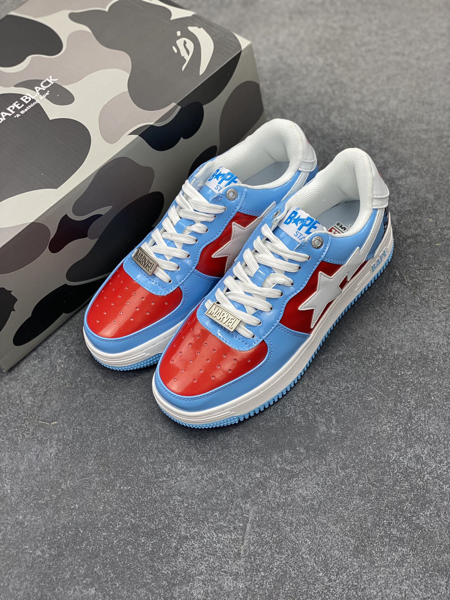 图片[8]-福利特价 潮流教父nigo品牌 明星同款 Bape Sta 绿黑灰 经典百搭休闲运动板鞋 经典猿人头设计 纯正版型 海玻璃鞋垫 内置全掌气垫 全套顶级包装 包含猿人logo定制防尘袋 猿人logo卡片 抗压收纳抽屉式鞋盒 官方同步正码 货号：1I73291903 尺码：36 36.5 37.5 38 38.5 39 40 40.5 41 42 42.5 43 44 44.5 45-选品中心