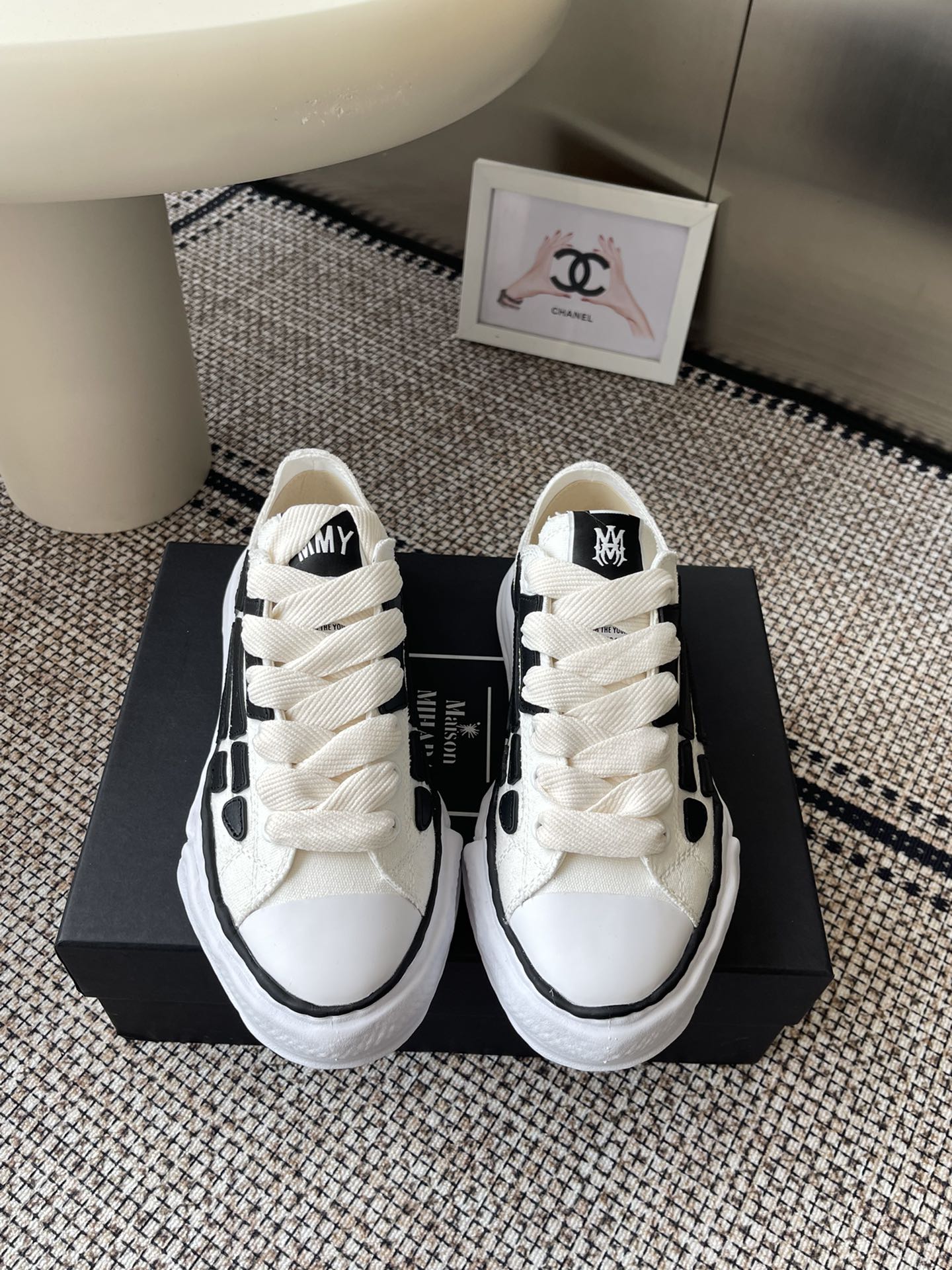 NO:232045,MMY X AMIRI co-branded work is a hit. Summer casual shoes. It took two months to finally ship. We made every detail exactly the same as the genuine one. Top version. All details are the same as the genuine one. Size 35-45 (45 custom made without return or exchange), casual shoes/sports shoes, amiri, sneakers19860909MMY X AMIRI联名之作震撼登场 夏款休闲鞋 耗时两个月终于出货我们把每一个细节做得和正品一模一样  顶级版本 所有细节都跟正品一致 码数35-45（45订做不退不换）,休闲鞋/运动鞋,amiri,sneakers,Women's Shoes