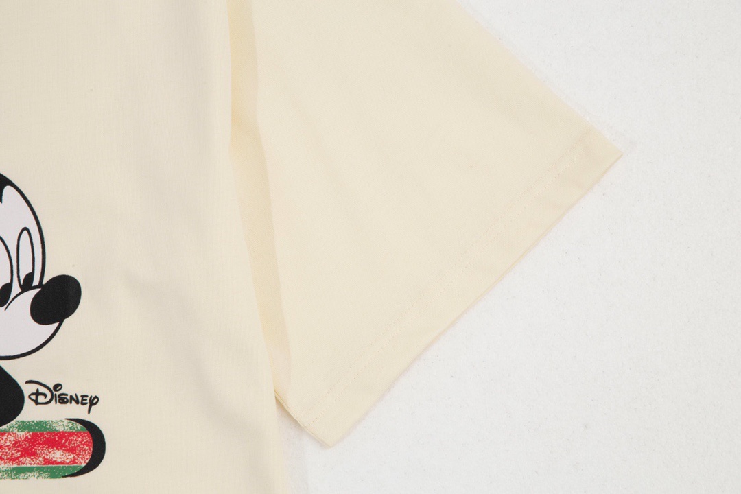 古驰/Gucci x Dsiney 夏季新品 联名款米奇印花圆领短袖T恤