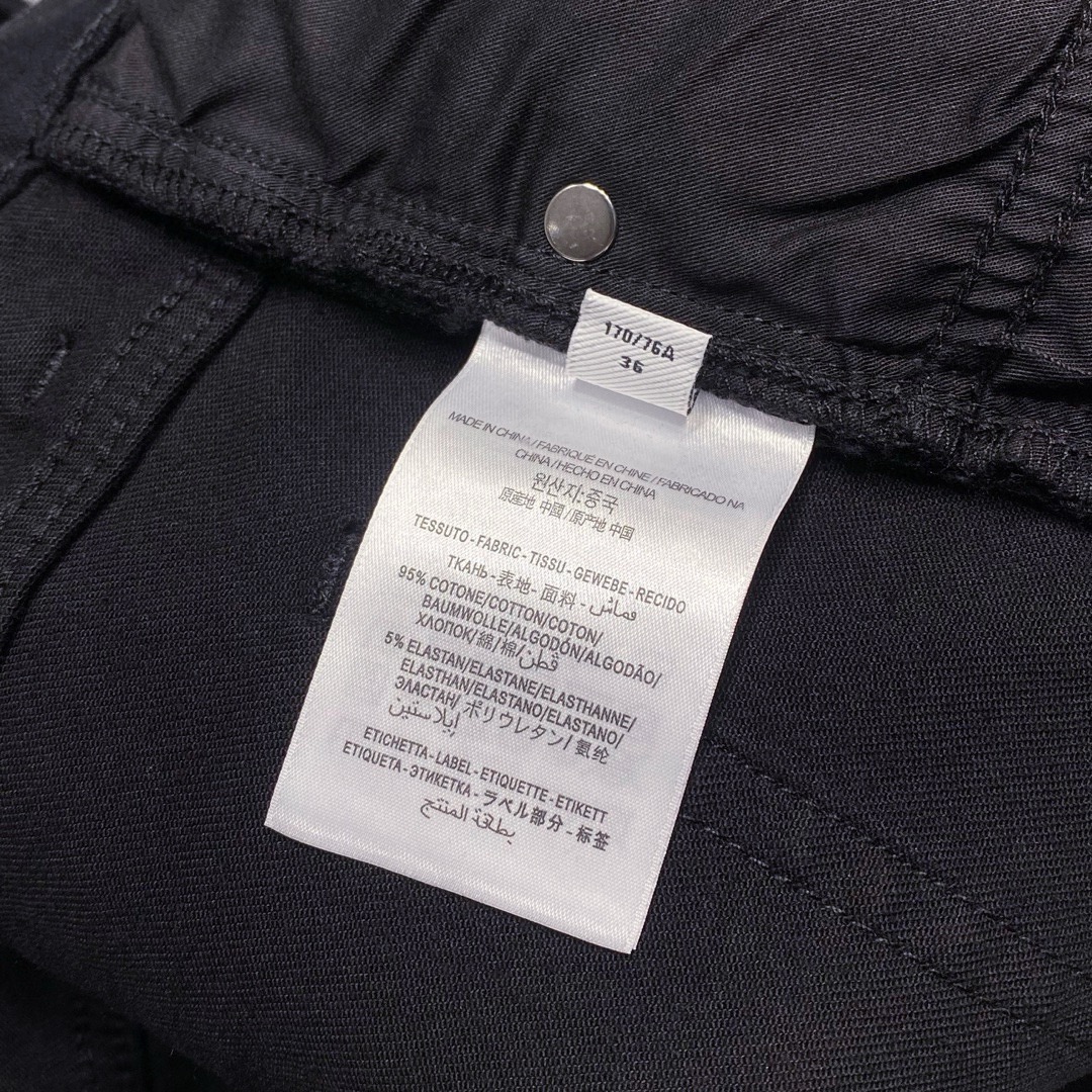 D。后兜字母Logo刺绣小直筒男士牛仔裤高端系列客供定制·优质牛仔棉布经水洗处理后洗水色泽非常高级绝对高