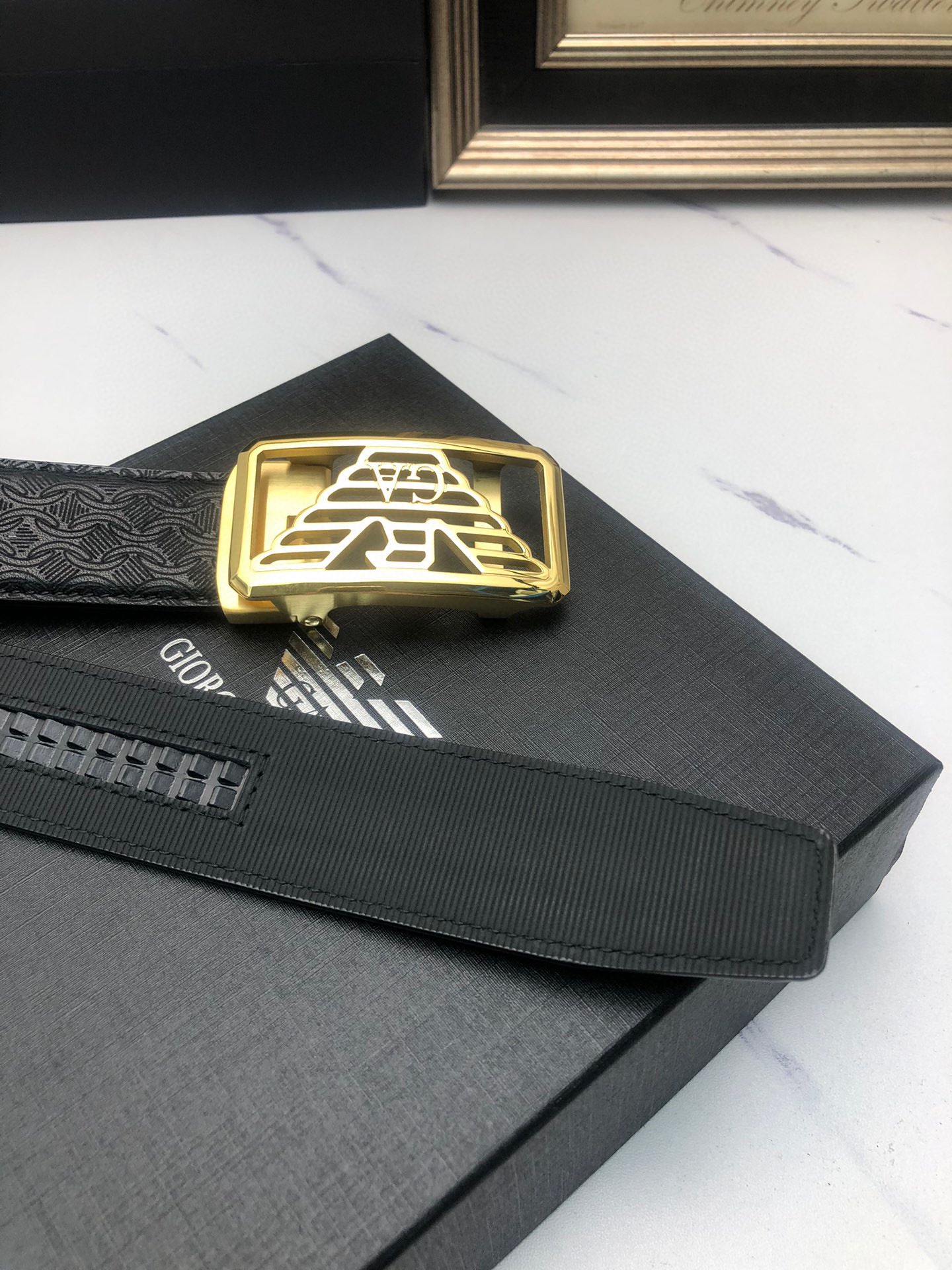 Italian Factory Automatic Cattle-Skin Belt with Inner-Lined Ox-Skin Bottom - 图片 6