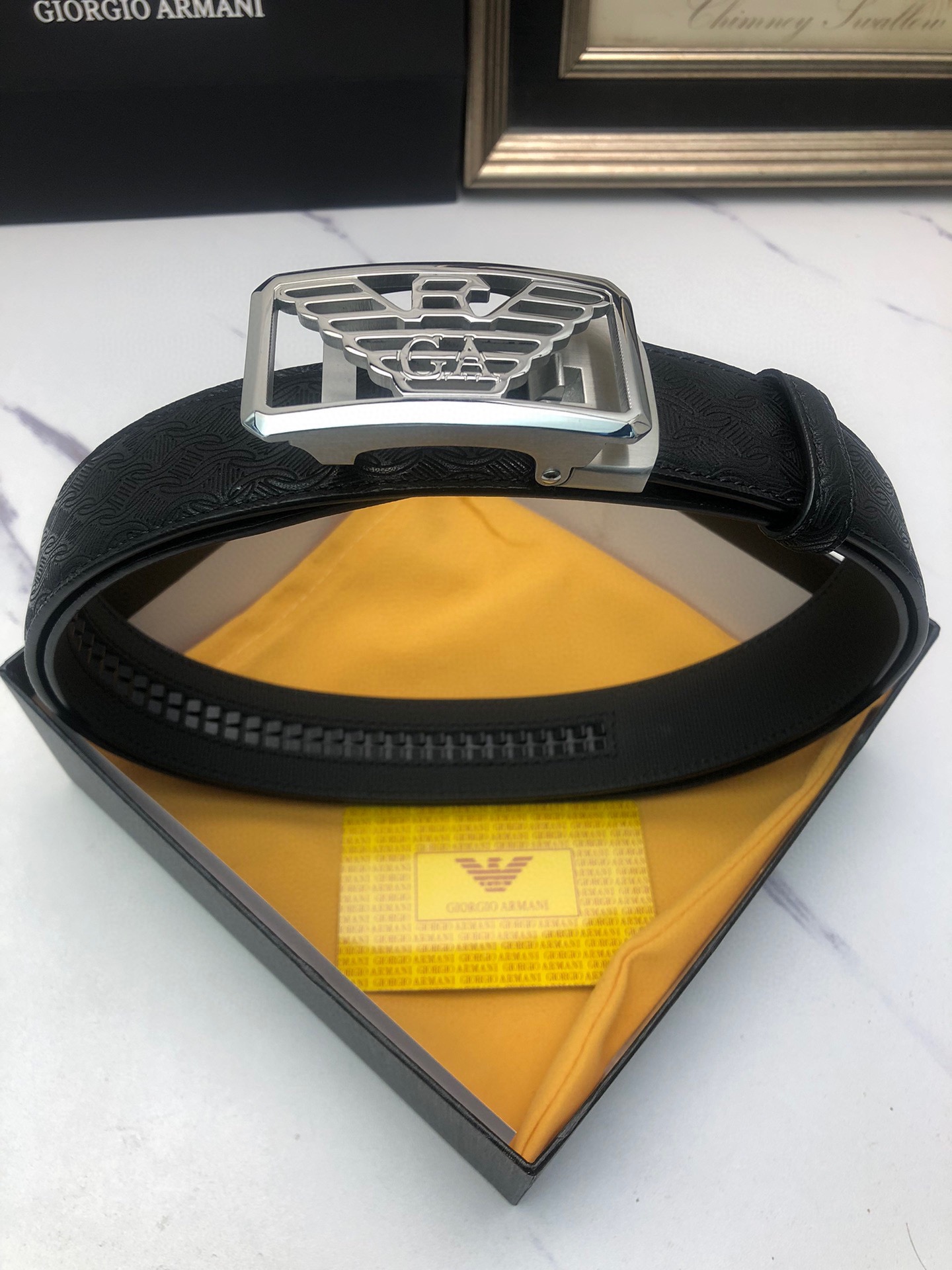 Italian Factory Importing Tailorable Automatic Cattle-Skin Belts with Automatic Button